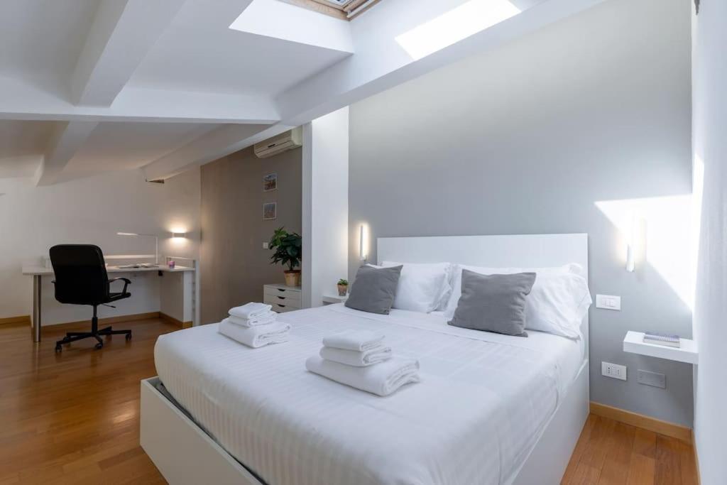Ammirato Duplex In Apartment