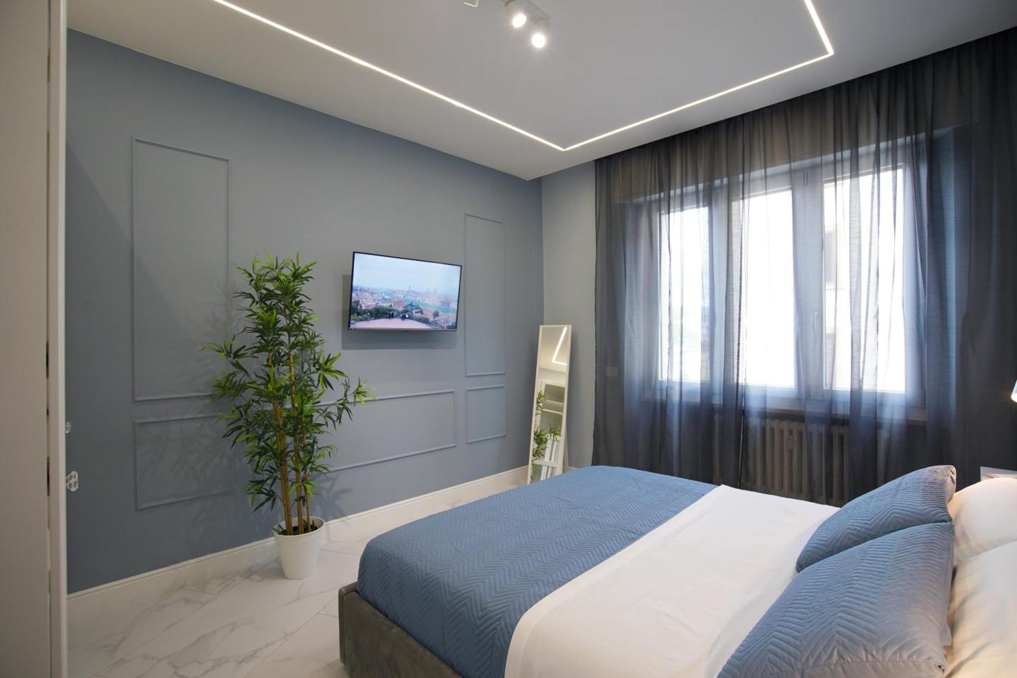 Apartment Sky Downtown Smn ,train Station,2 Letti,balcone Florence