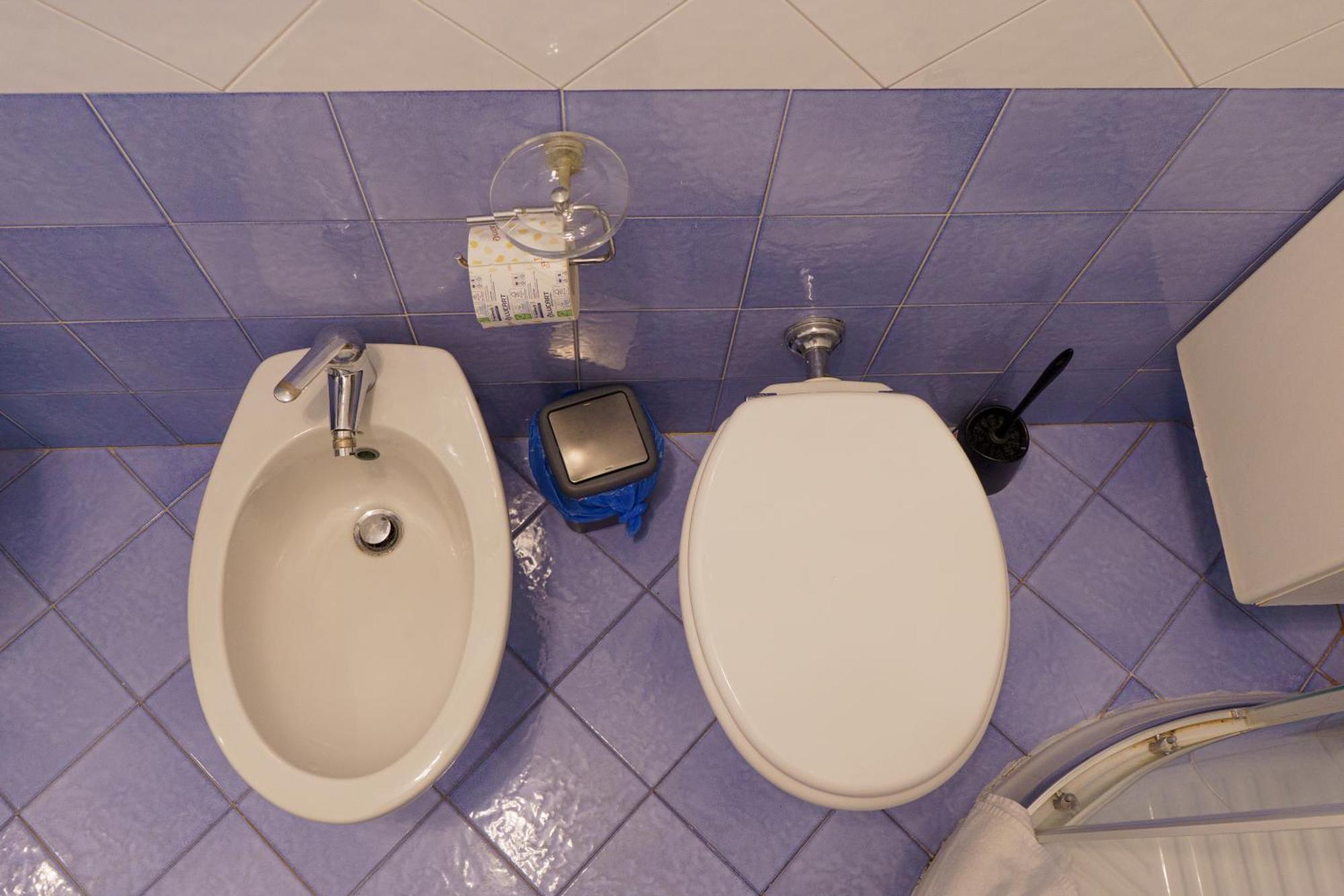 1 Bedroom In The Center Apartment *