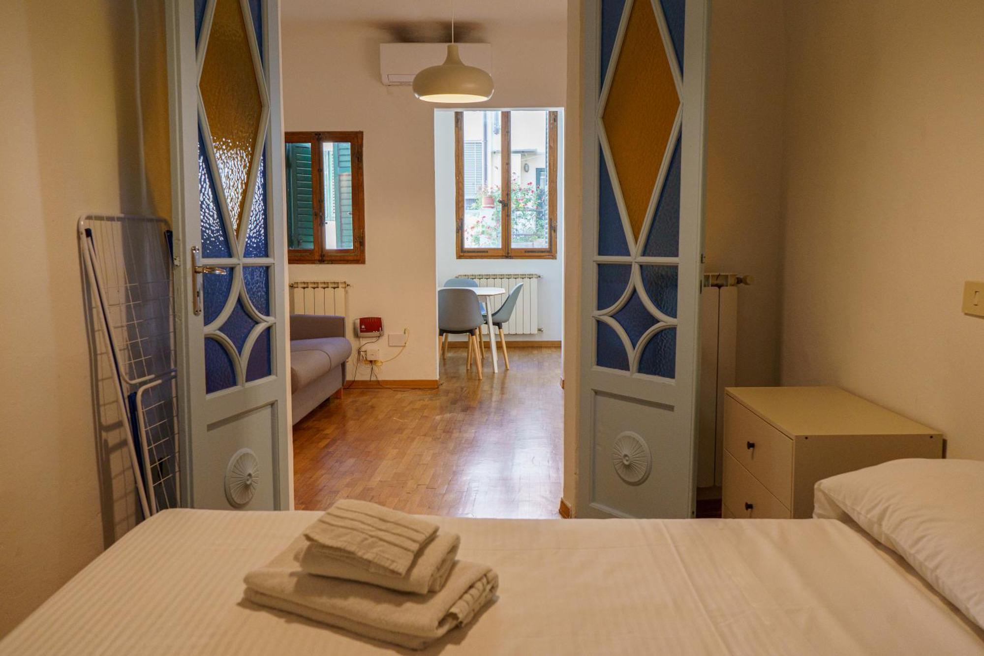 Apartment 1 Bedroom In The Center Florence