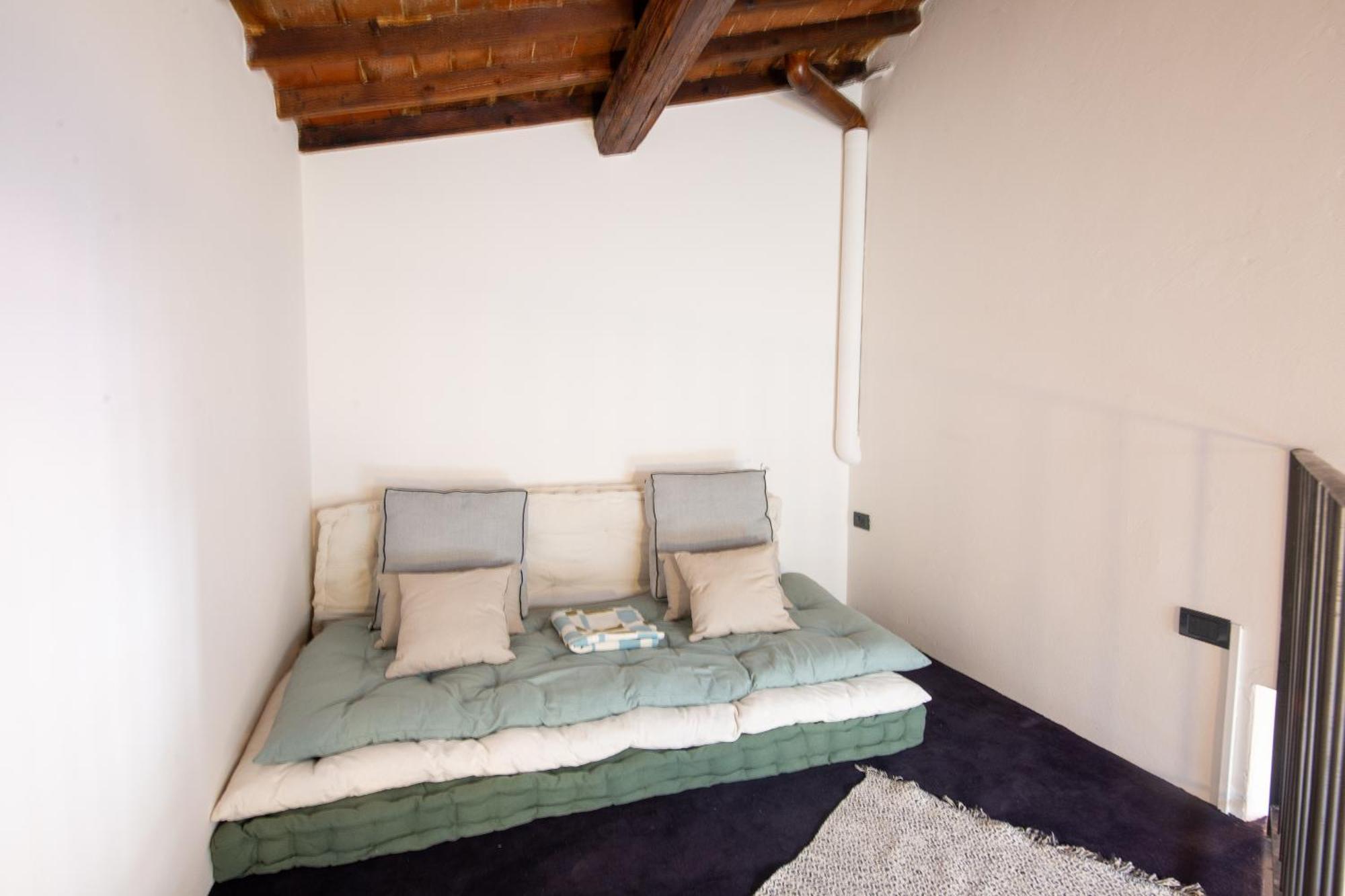 Apartment Sant'ambrogio Gem - Chic Nest *