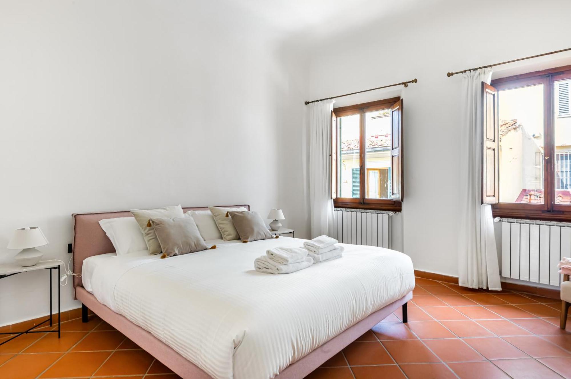 Sant'ambrogio Gem - Chic Nest Apartment