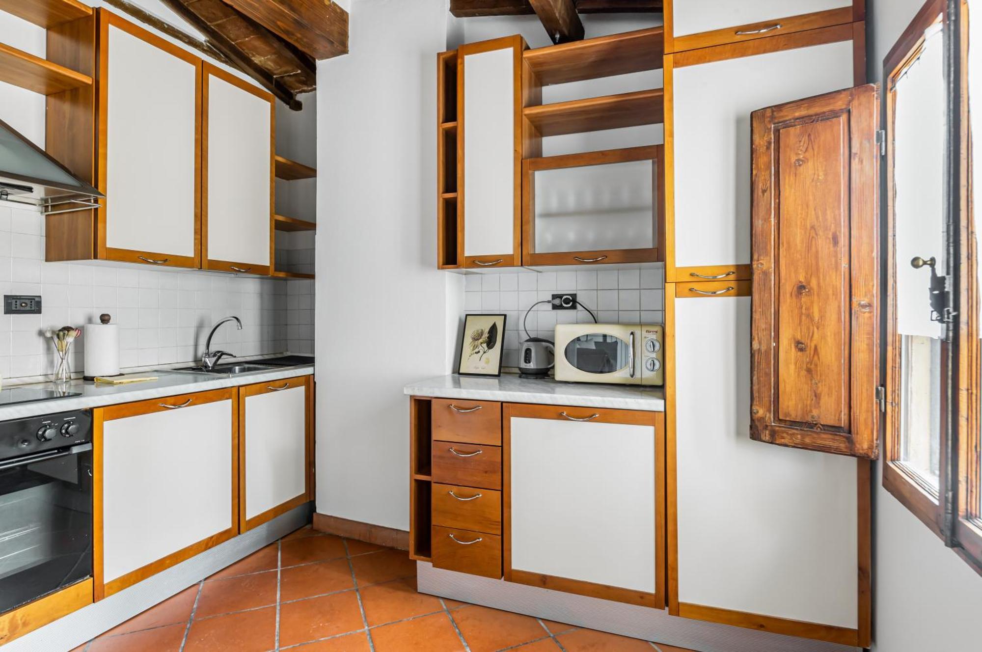 Apartment Sant'ambrogio Gem - Chic Nest