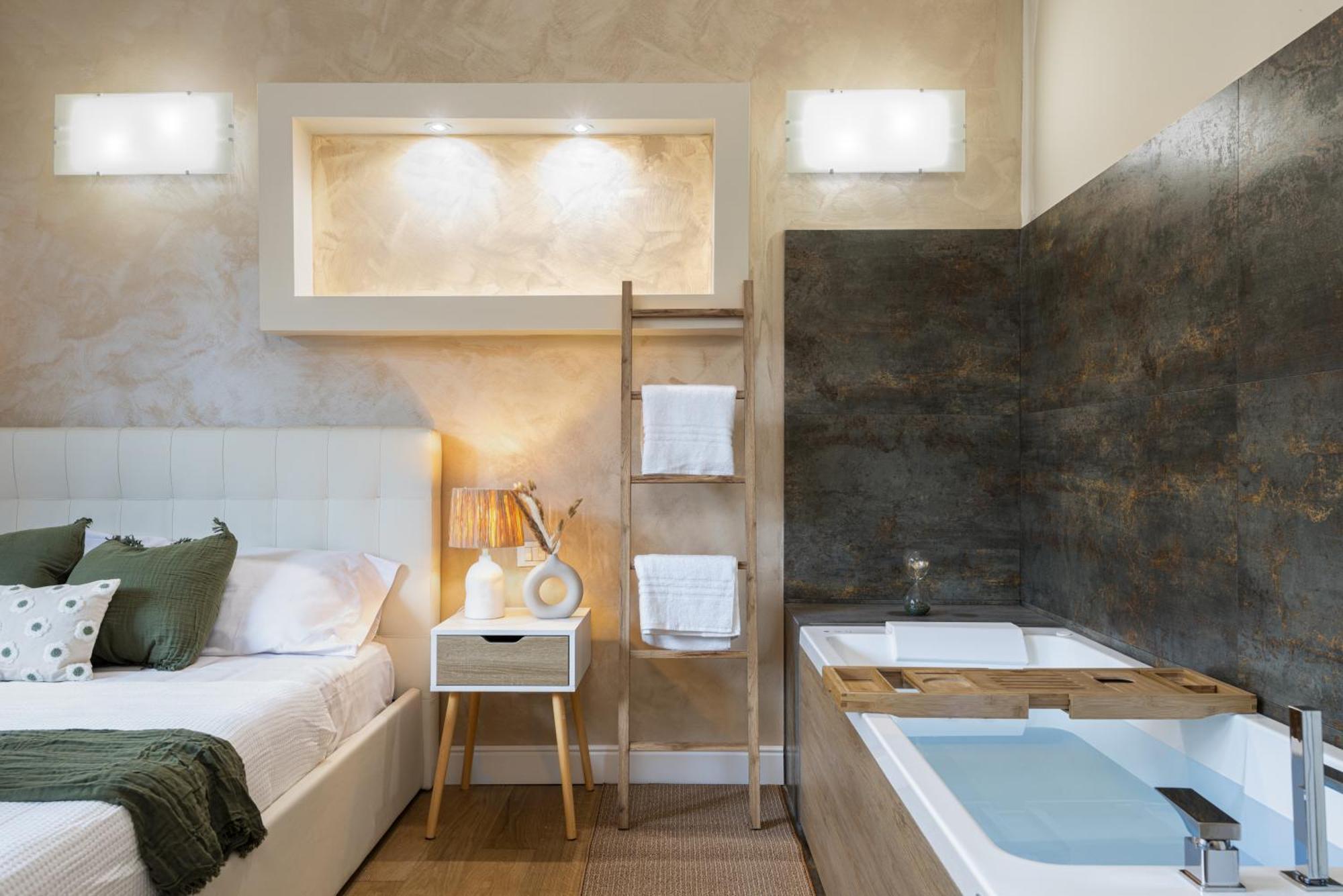 Elegante Con Giardino Privato, Jacuzzi Nel Cuore Di