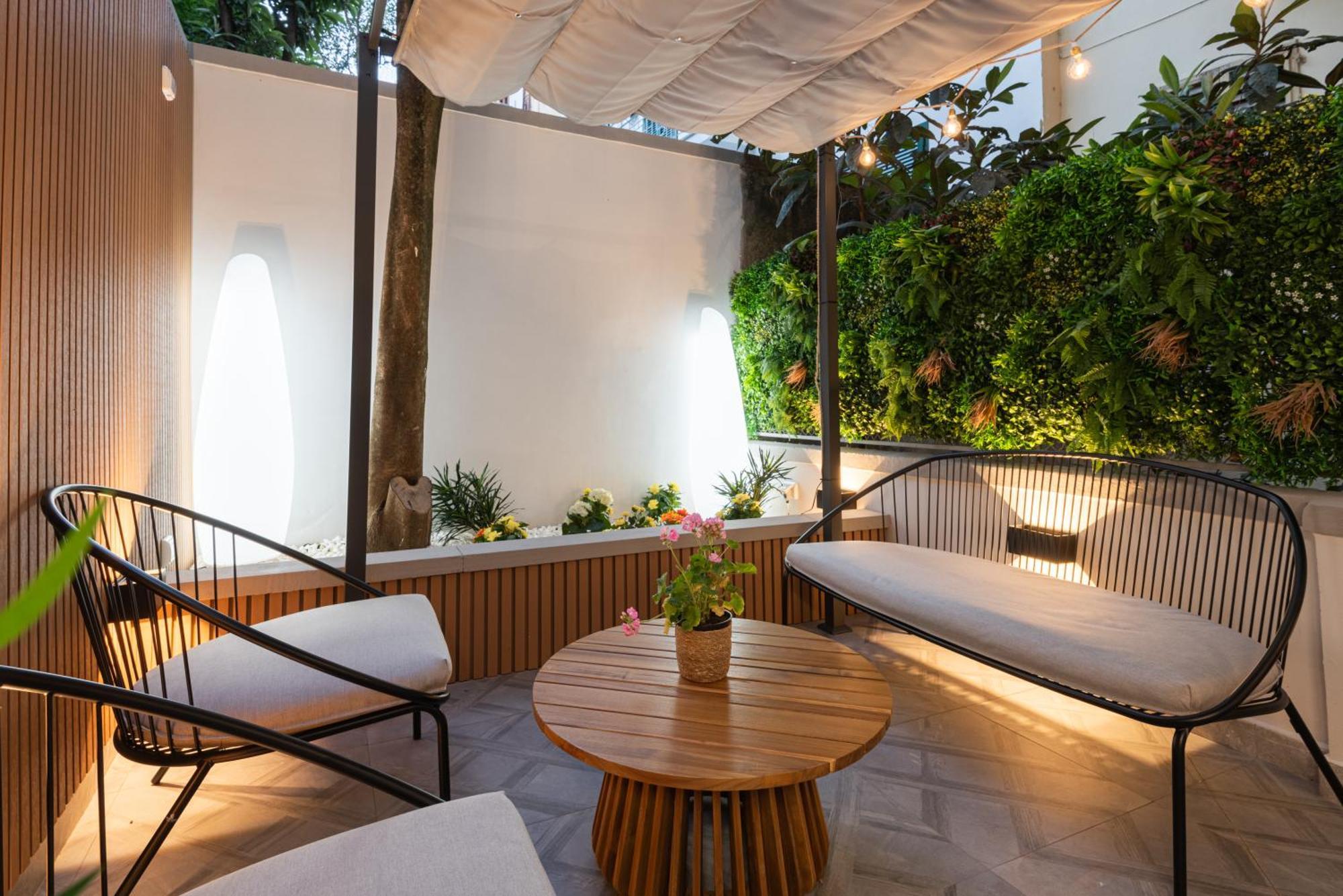 Elegante Con Giardino Privato, Jacuzzi Nel Cuore Di *