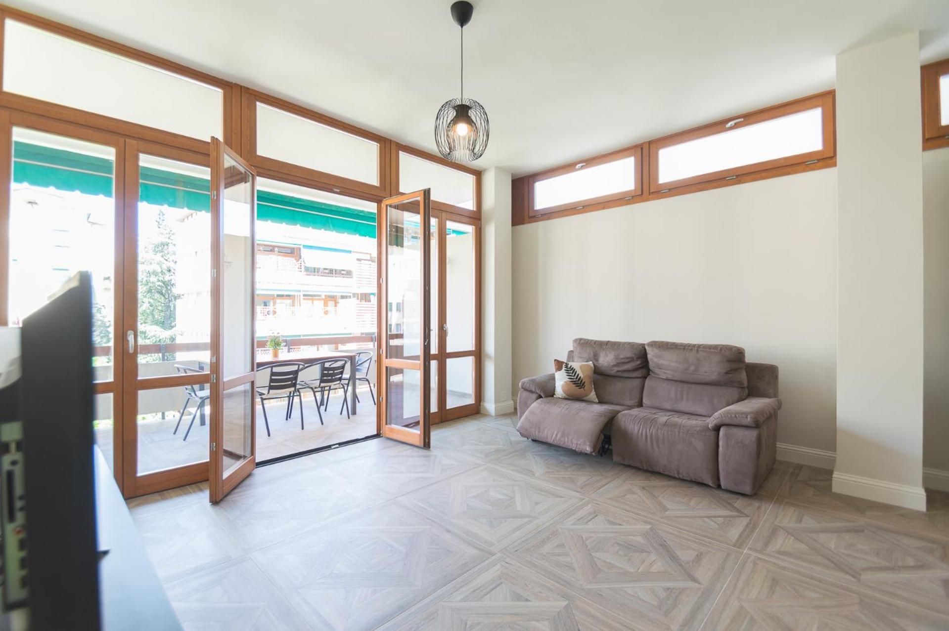 Loggia 27 Three-room * Florence