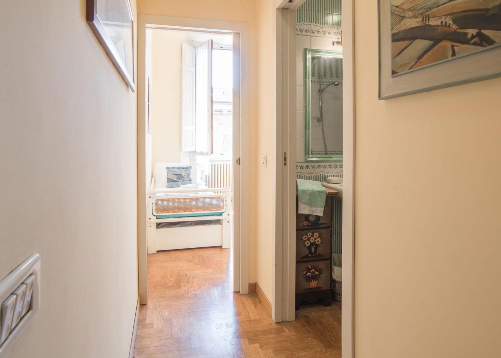 Italian Experience-duomo Apartment *