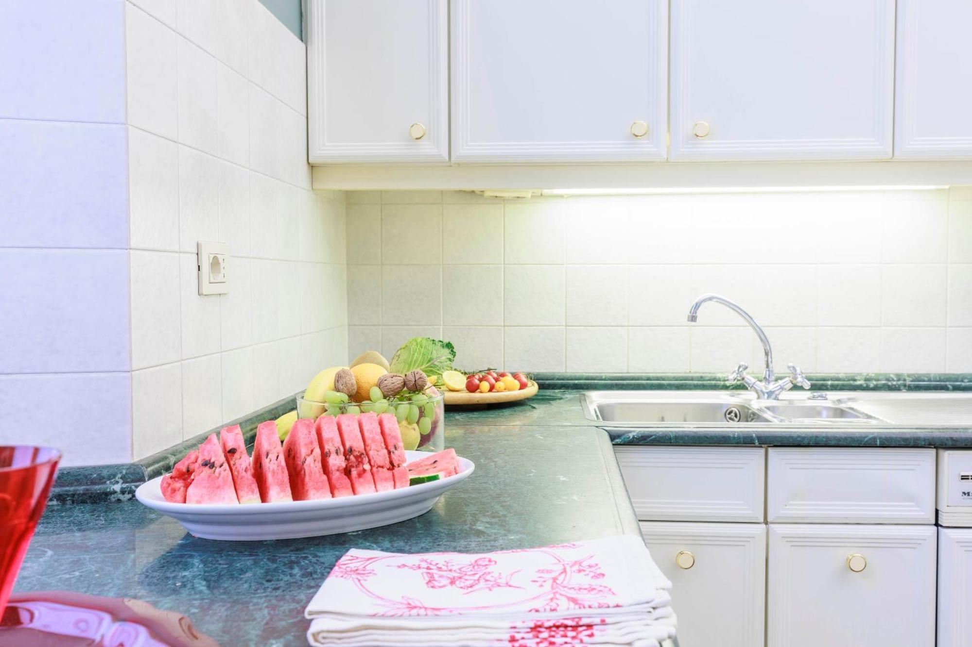 Huge With Private Garden Apartment Florence