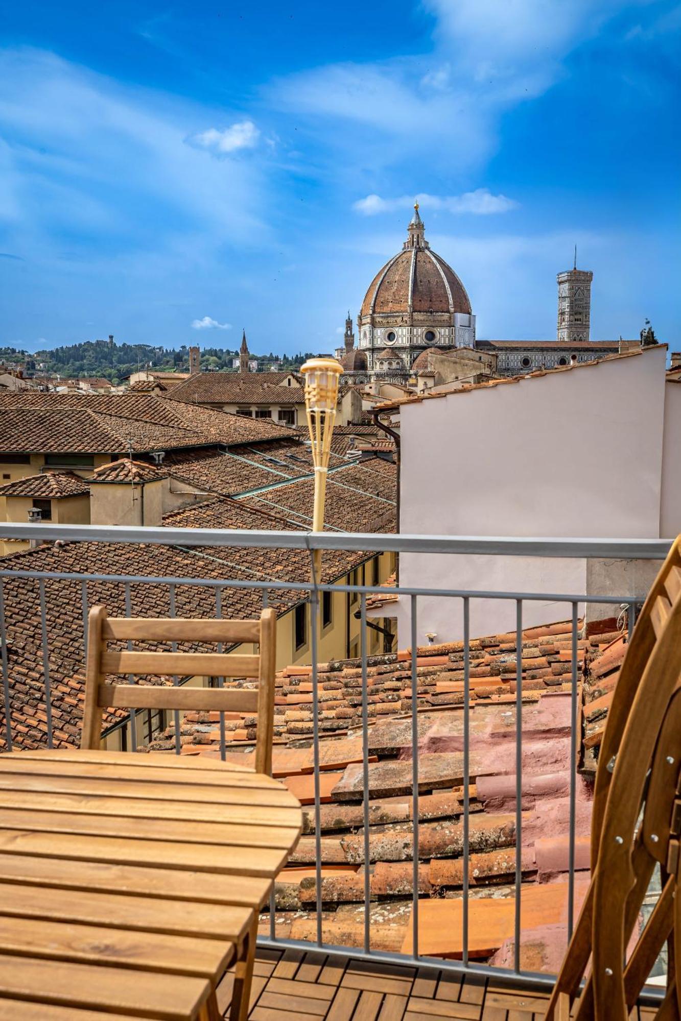 Yd Stunning Terrace On The Accademia * Florence