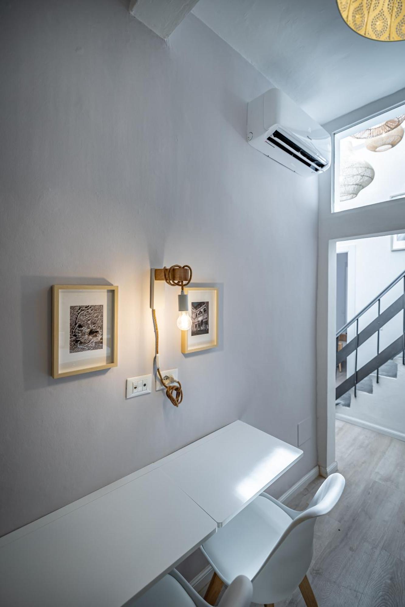 Apartment Yd Stunning Terrace On The Accademia Florence