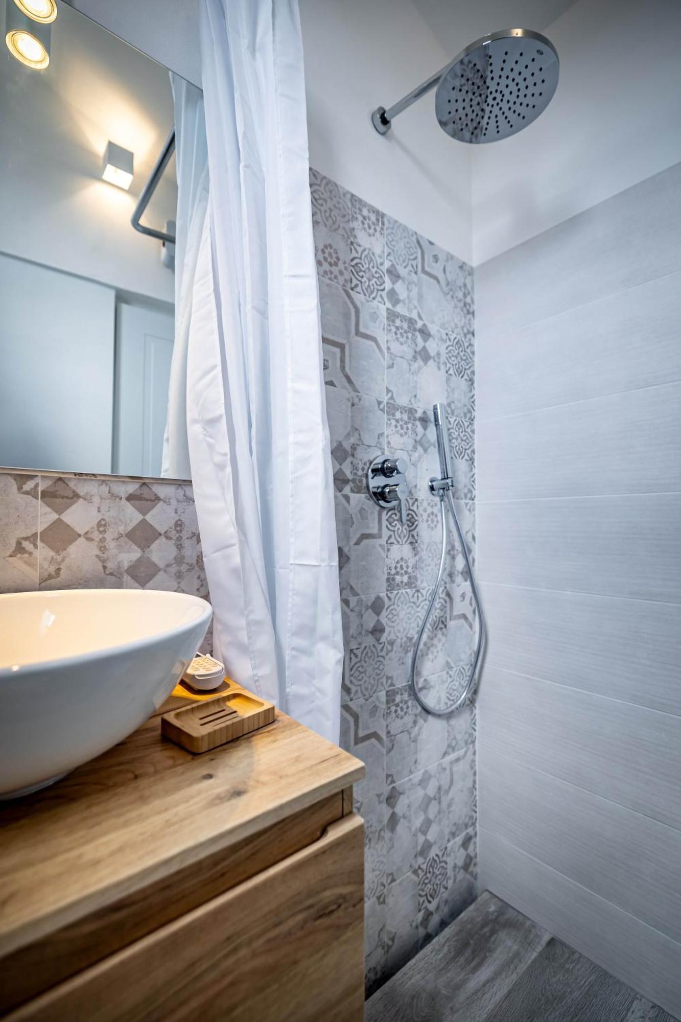 Apartment Yd Stunning Terrace On The Accademia Florence