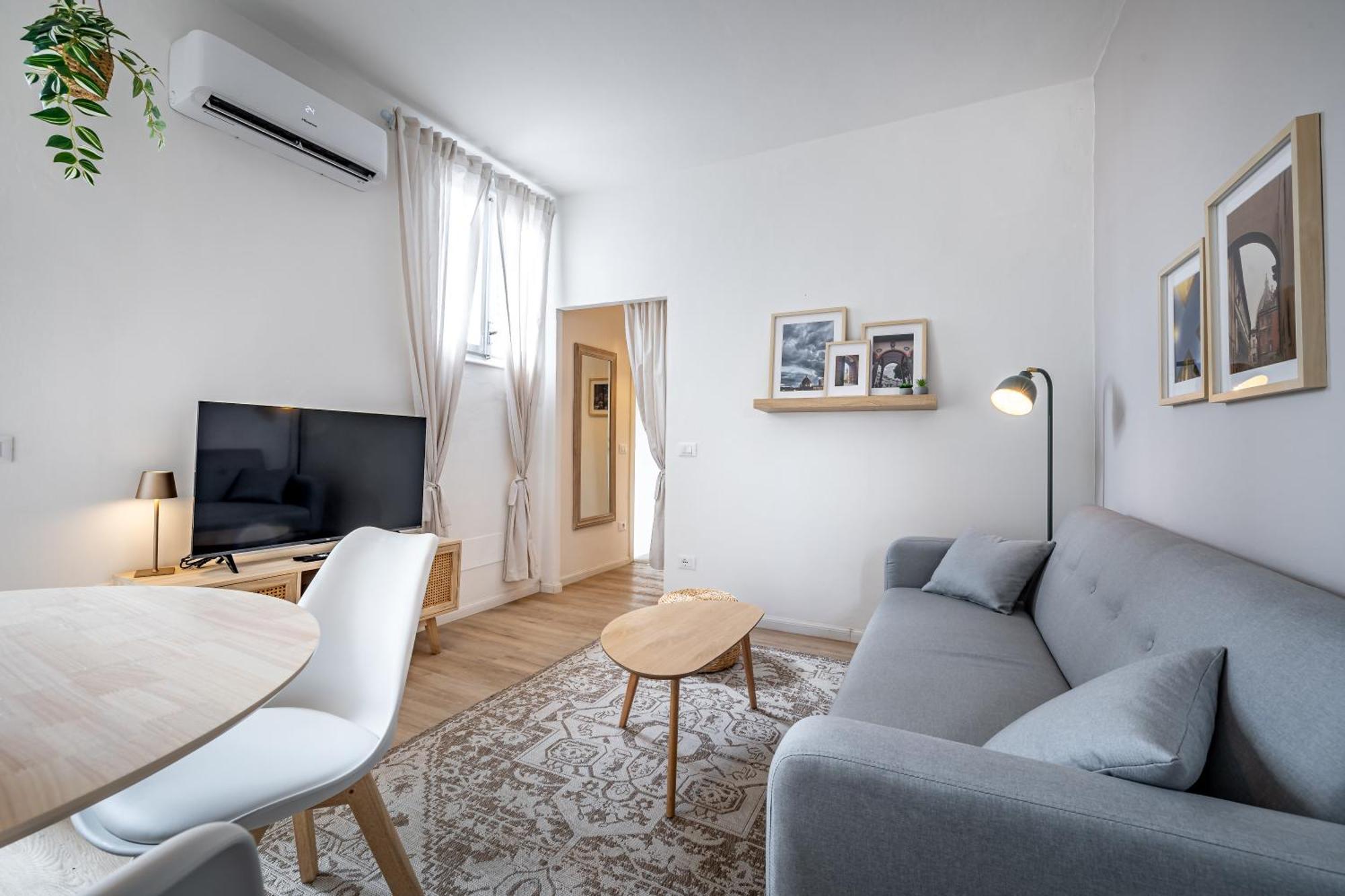 Apartment Yd Stunning Terrace On The Accademia Florence