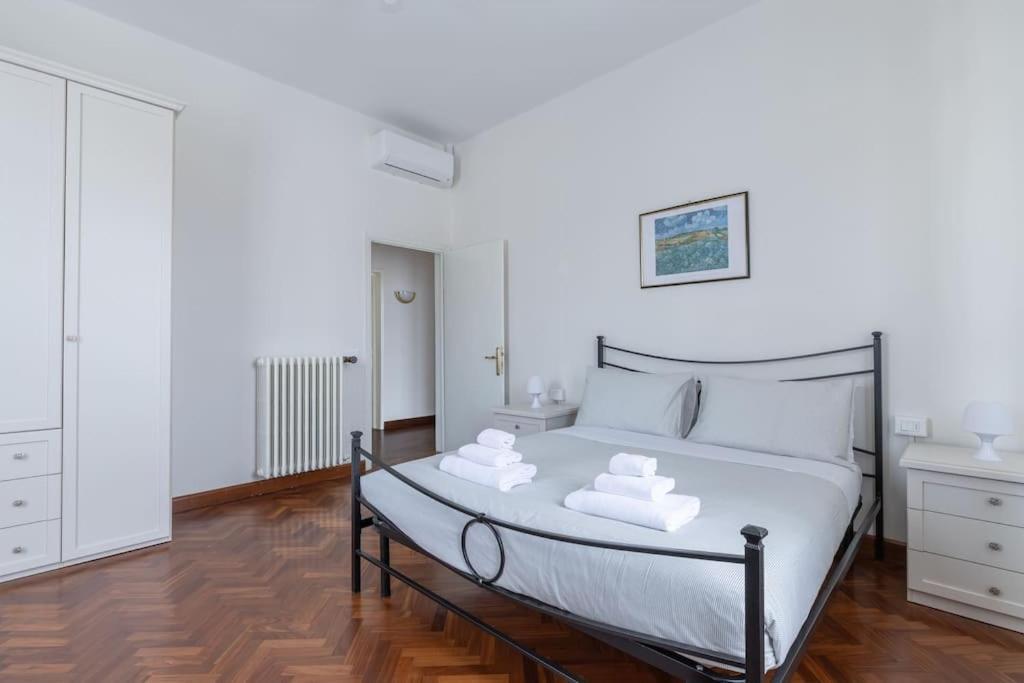 Santa Maria Novella Large Apartment *