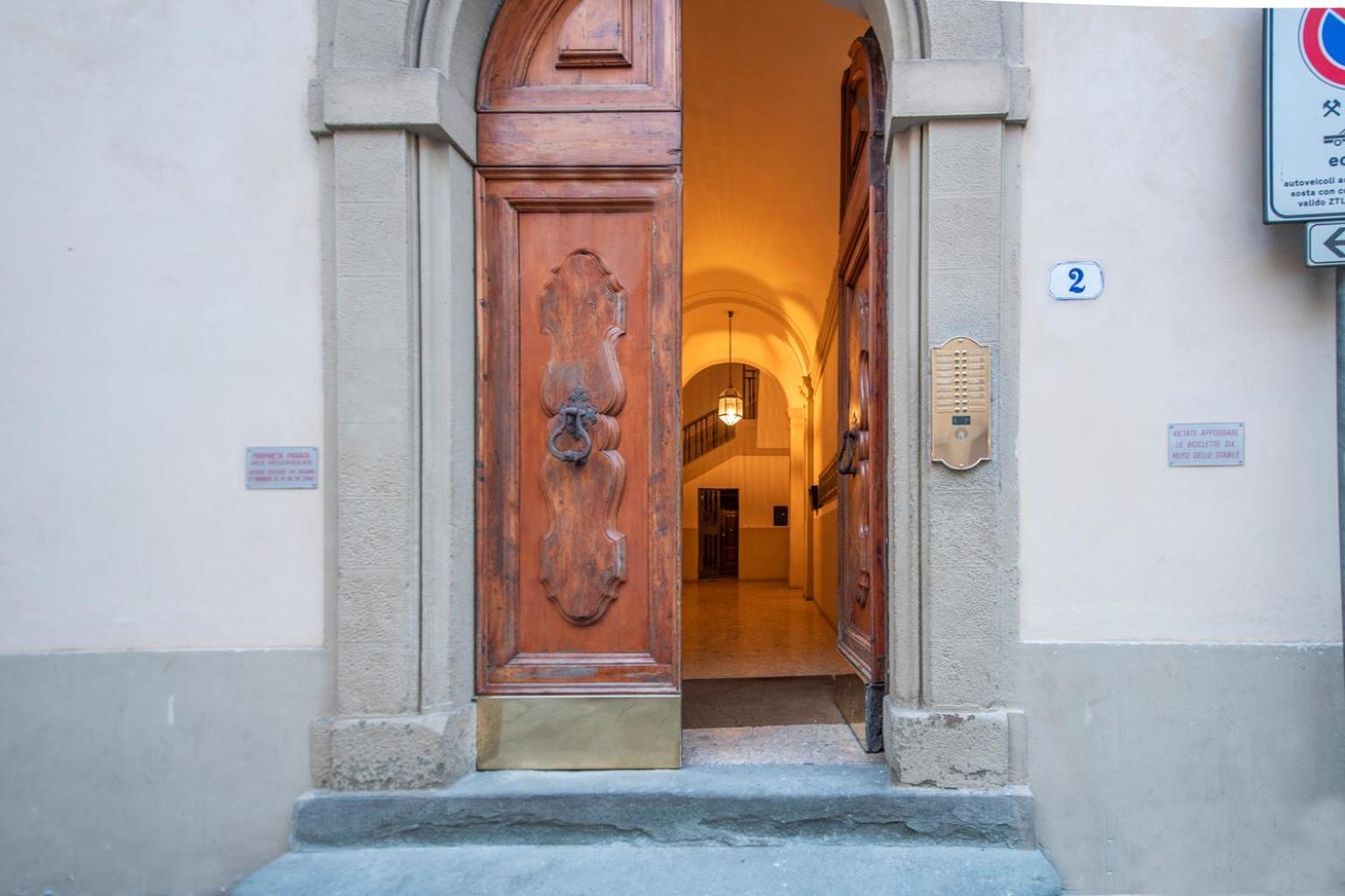Mamo - Peruzzi Luxury Apartment Florence