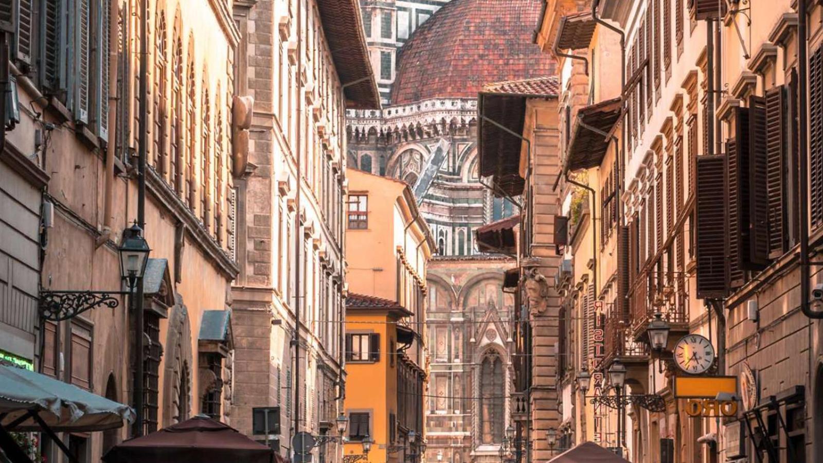 Davanti Al Duomo-appartamento Storico