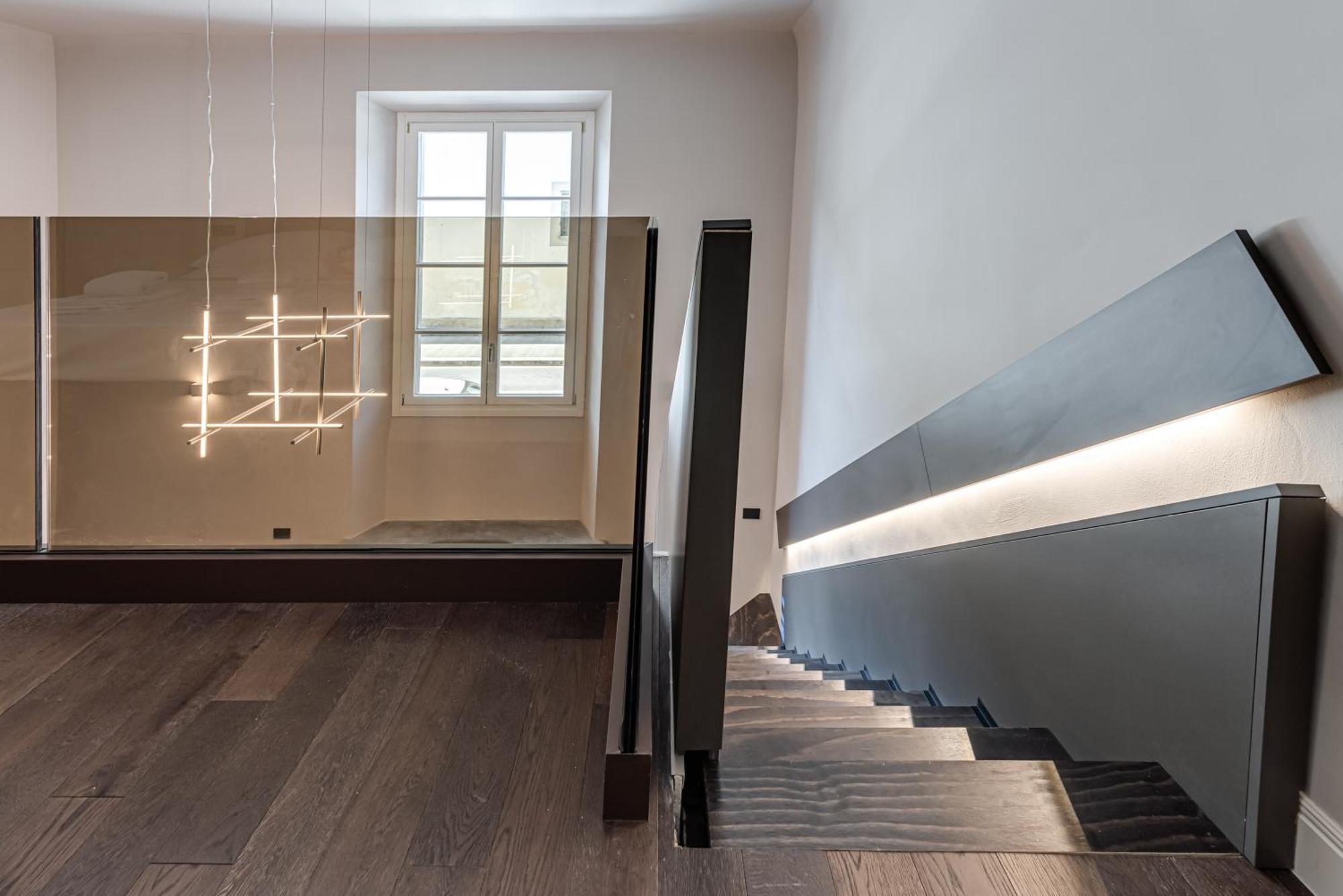 Deluxe Flat In Center Apartment