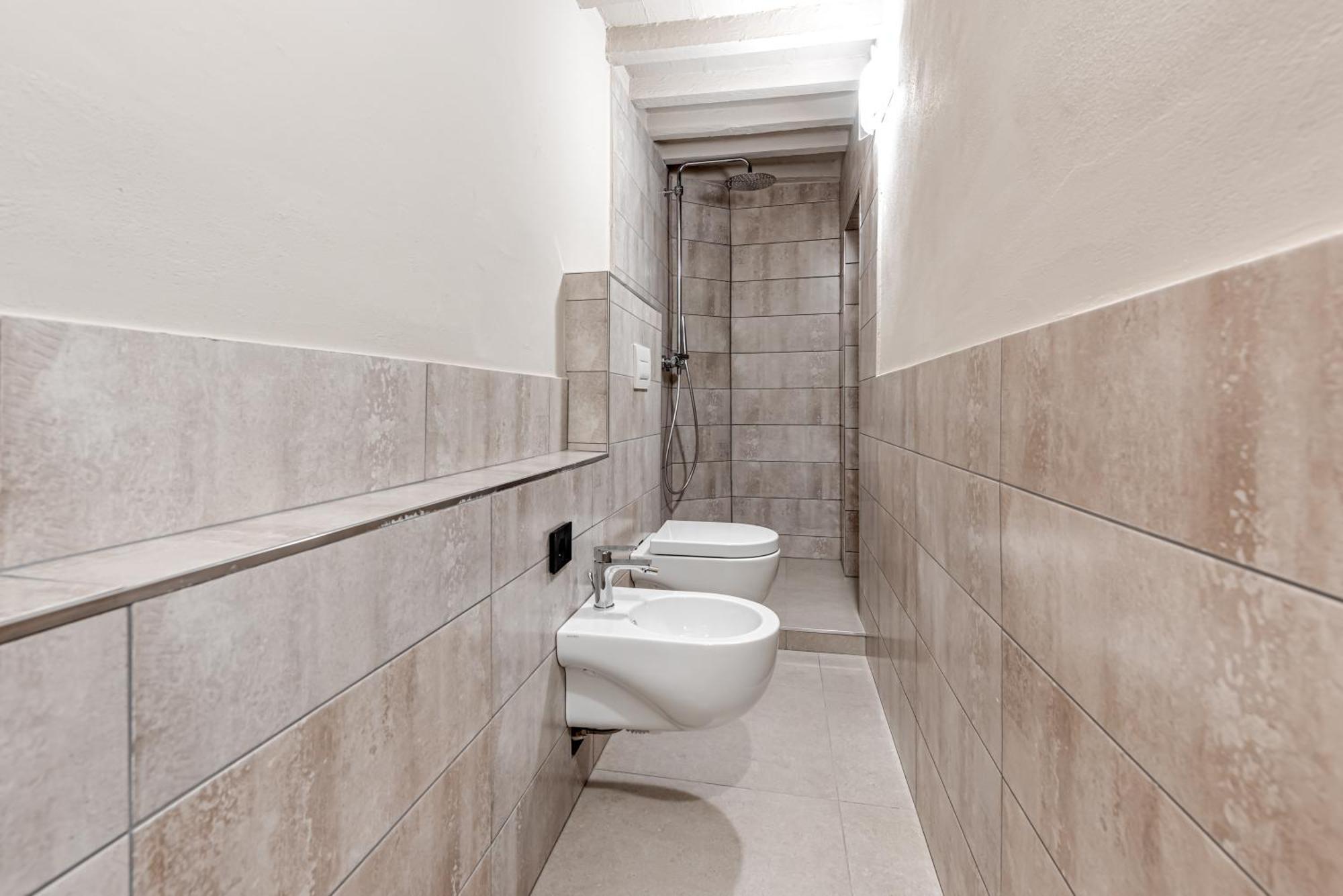 Deluxe Flat In Center Apartment *