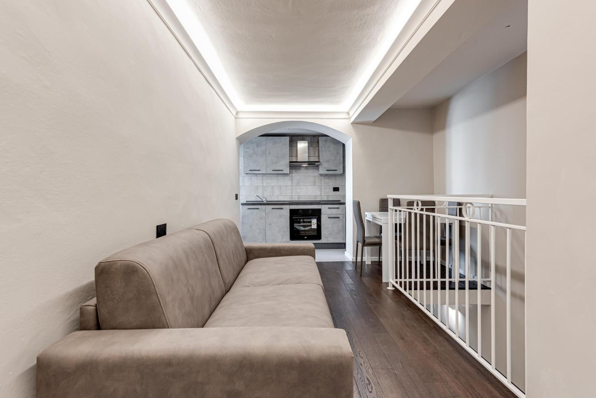 Deluxe Flat In Center Apartment *