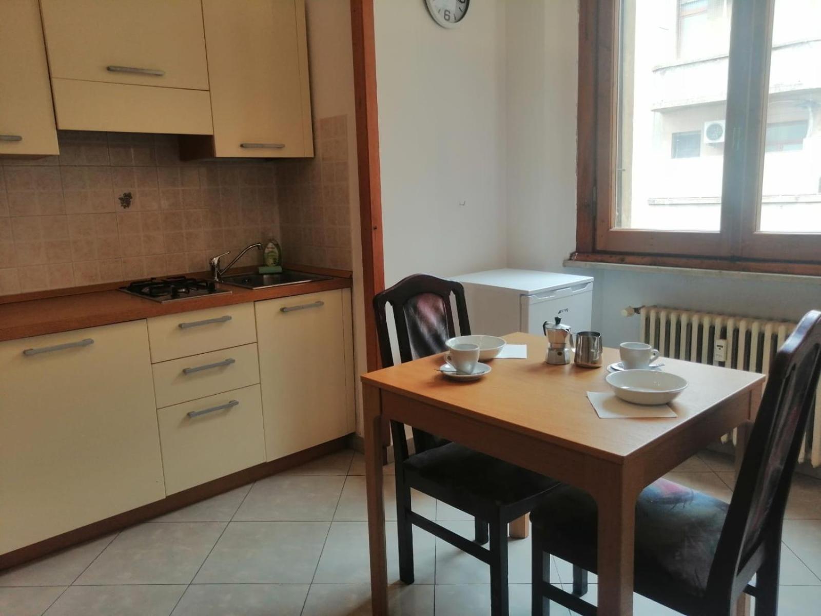 In Front Of The Train Station! Apartment *