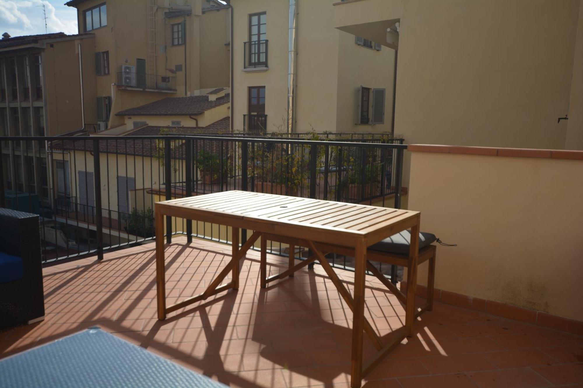 Servi Elegant With Terrace Apartment Florence