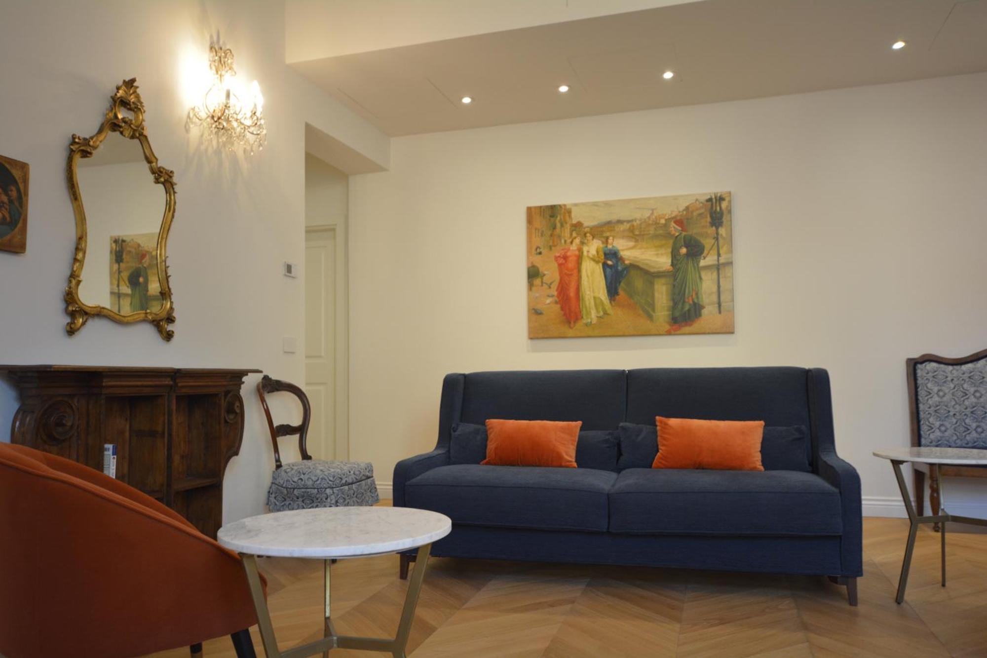Servi Elegant With Terrace Apartment *