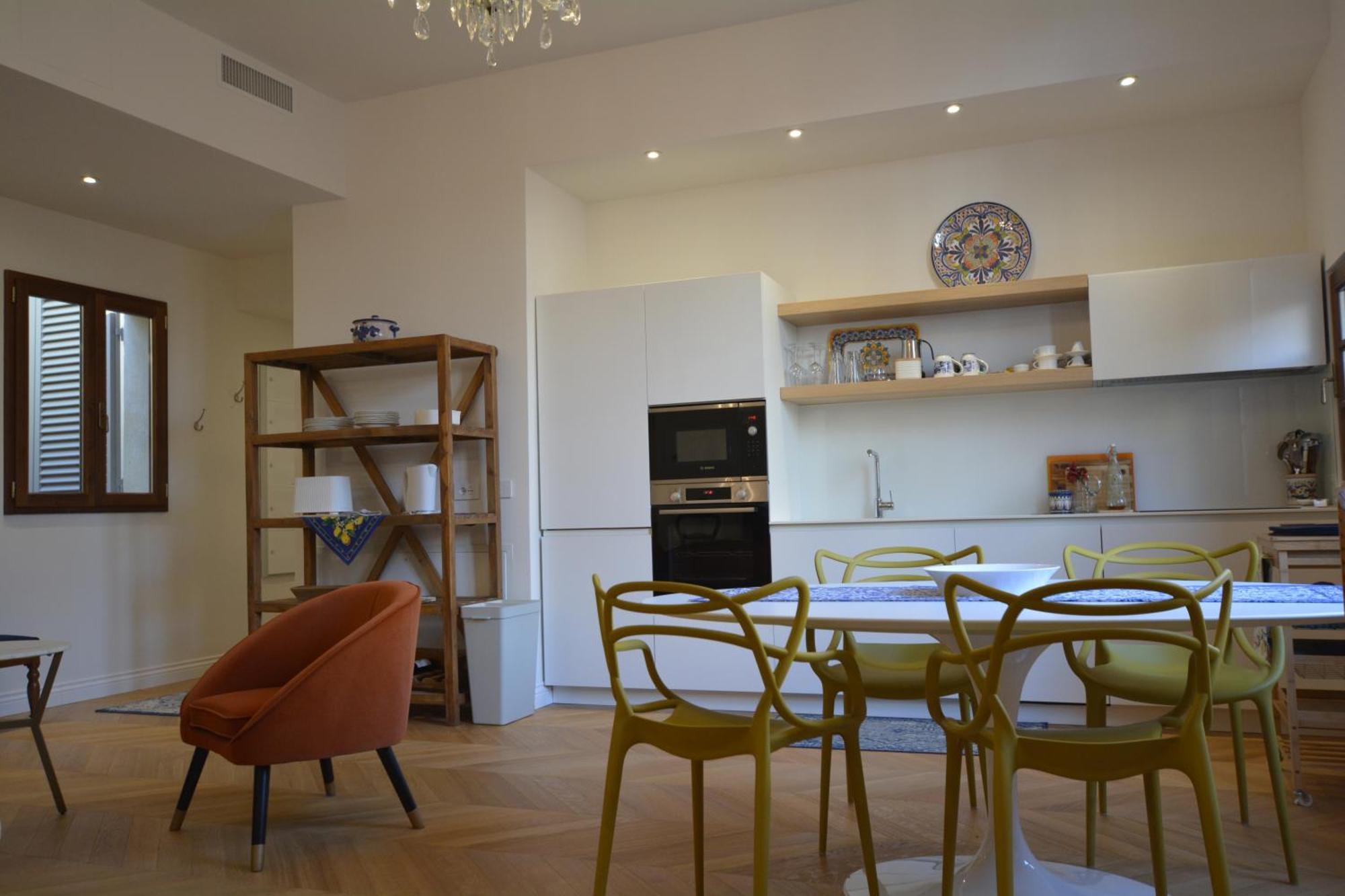 Apartment Servi Elegant With Terrace