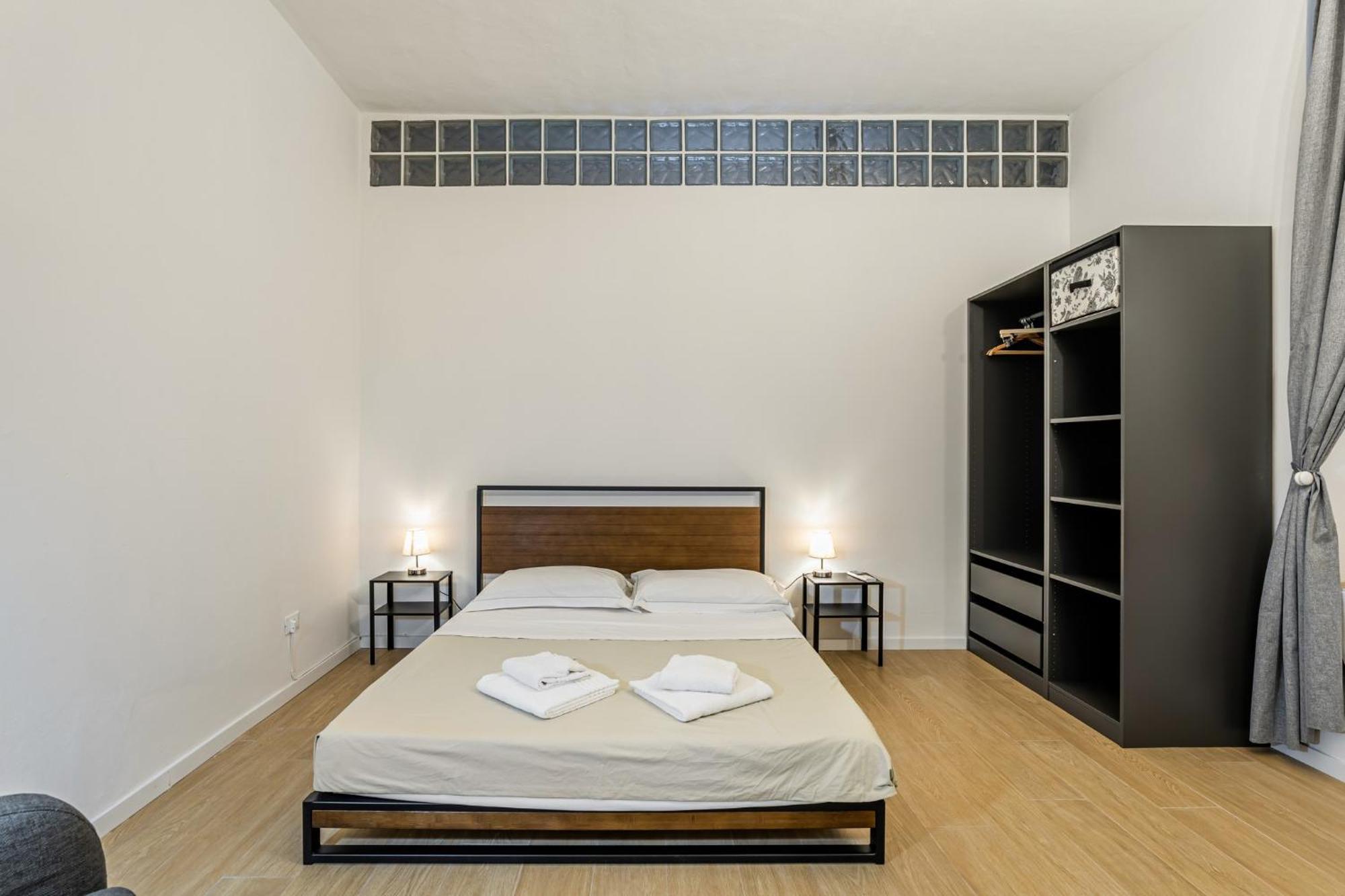 Apartment Giardino Della Fortezza Modern X6 With Patio *