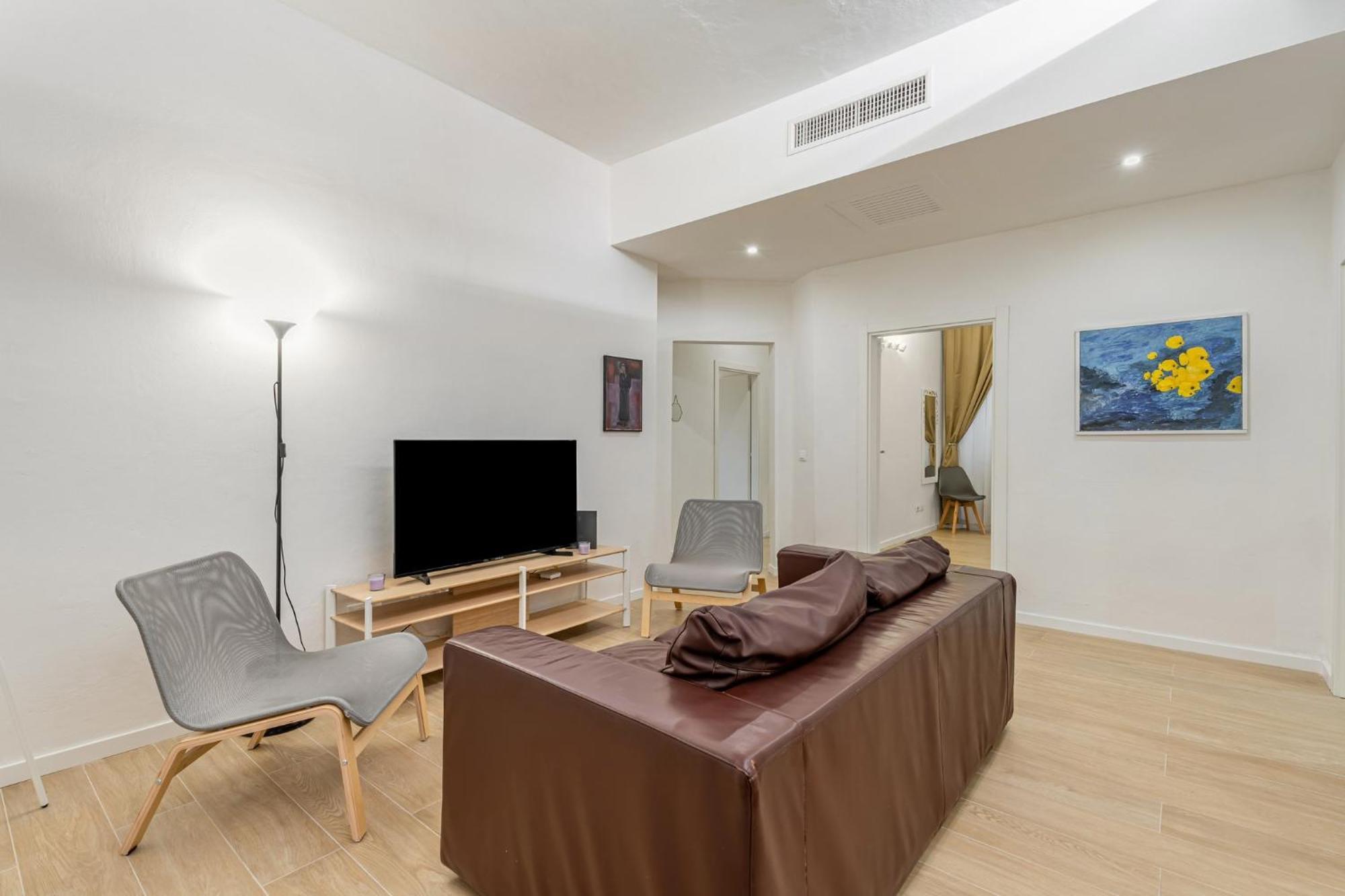 Apartment Giardino Della Fortezza Modern X6 With Patio Florence