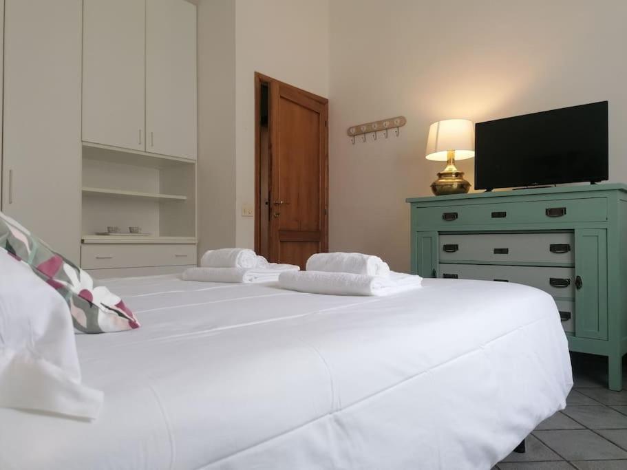 Casa Clori - 4 Posti Letto A Due Passi Dal Duomo Apartment