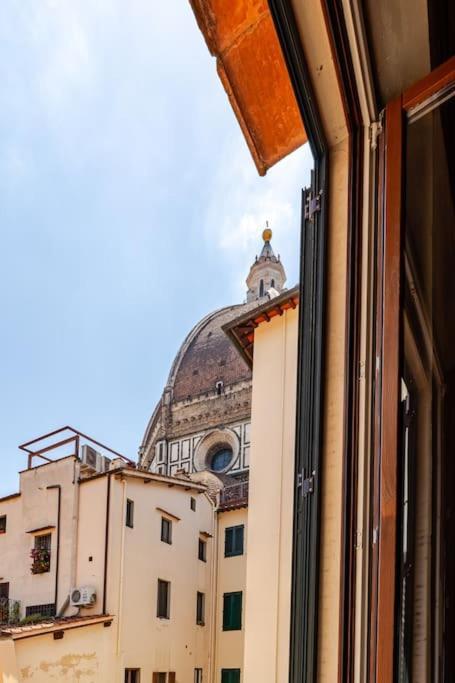 Next To The Cathedral Duomo Apartment