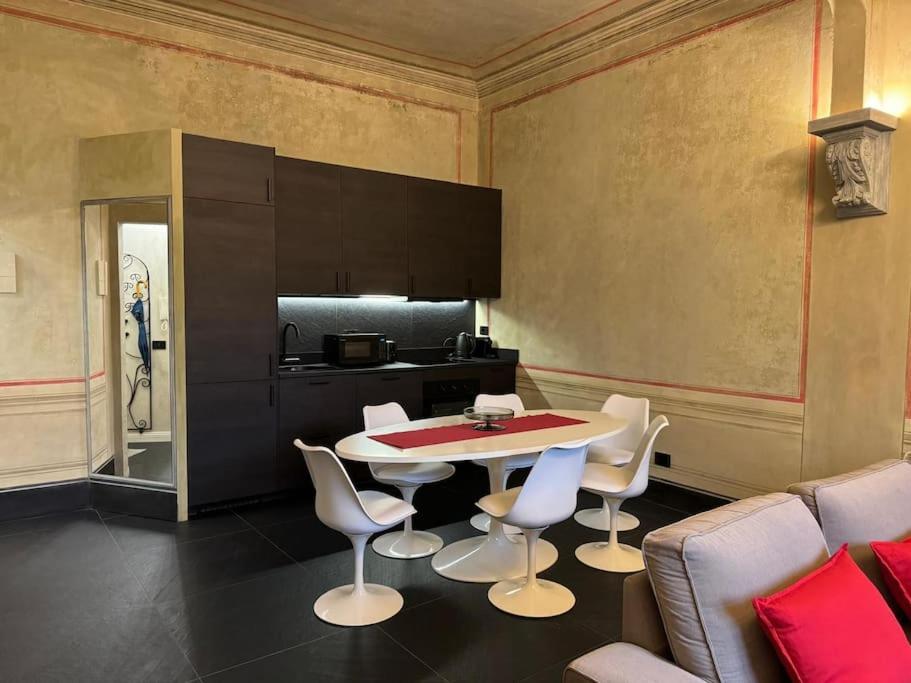 Next To The Cathedral Duomo Apartment Florence