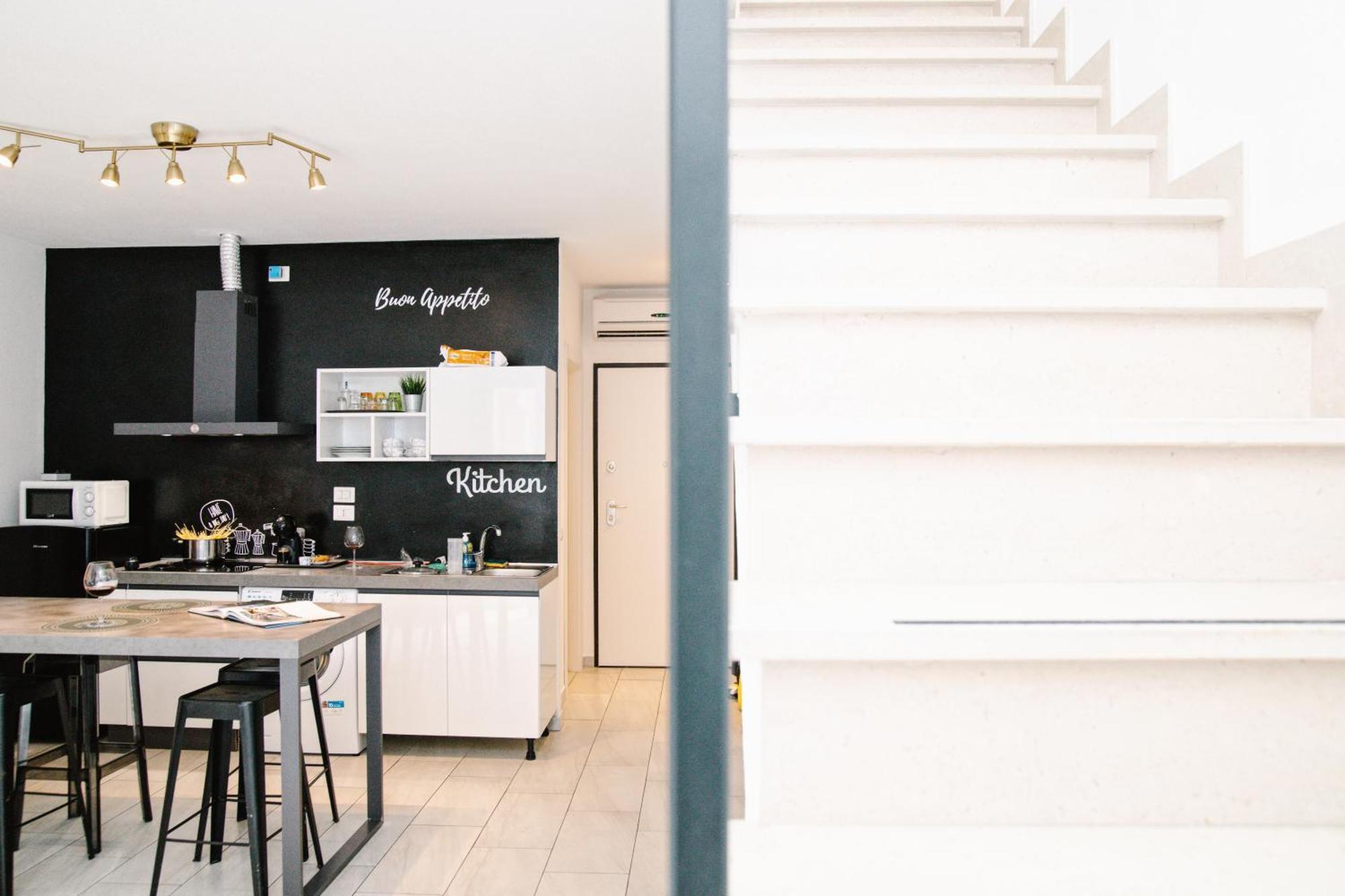 Apartment Dream Homes *