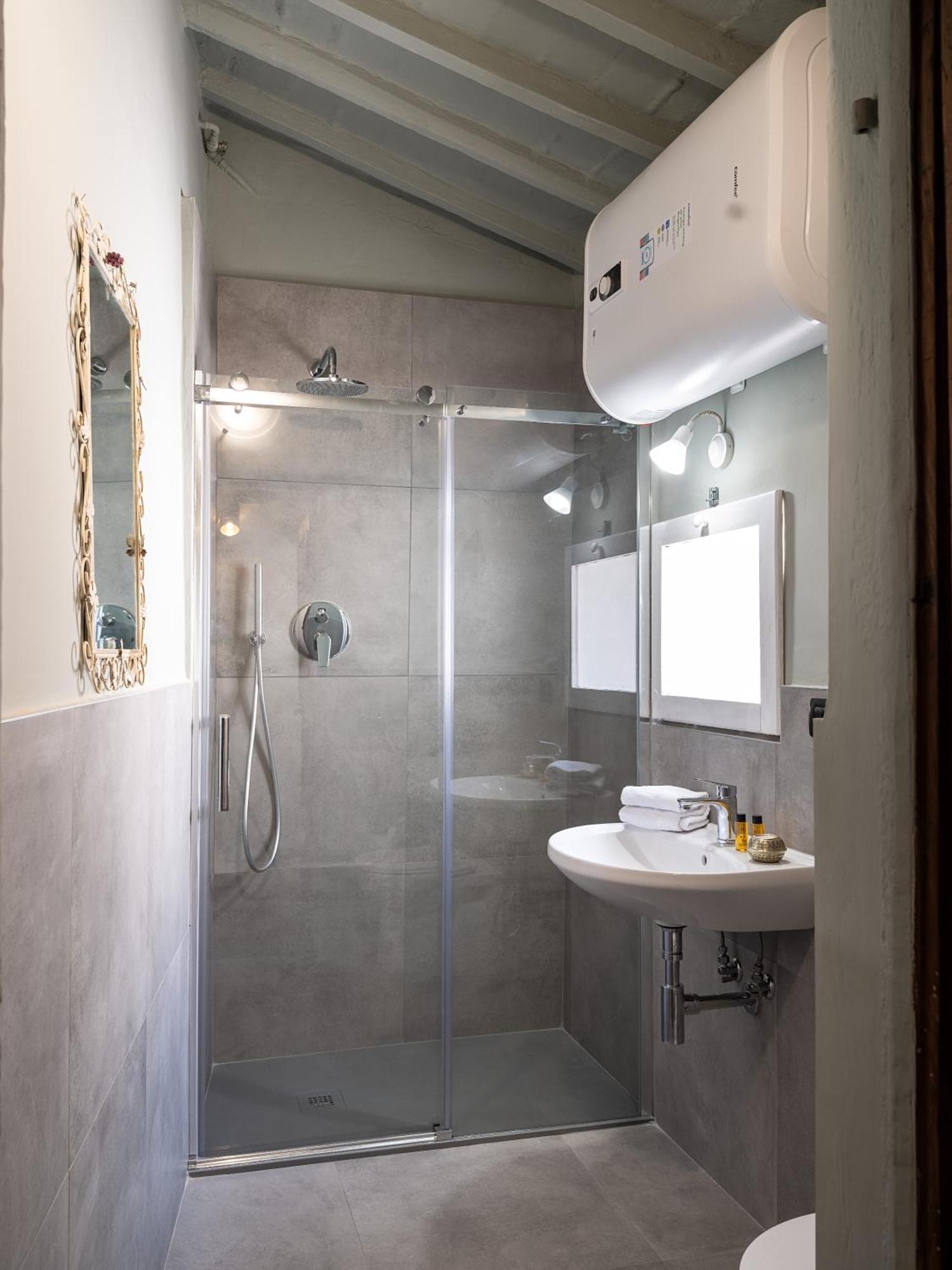 Apartment Pilastri - Dolcevita Florence