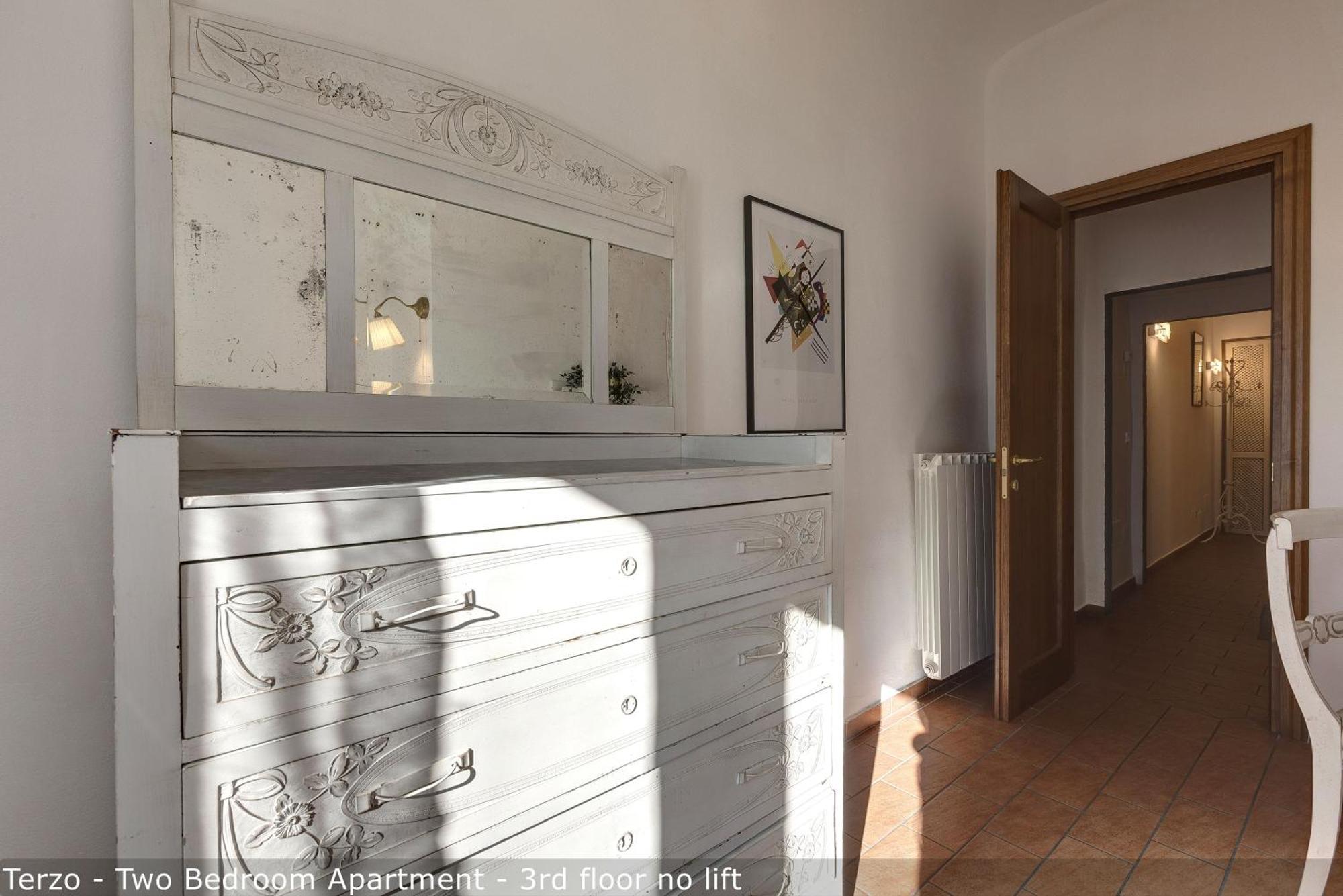 Apartment Palazzuolo Tower By Mamo *