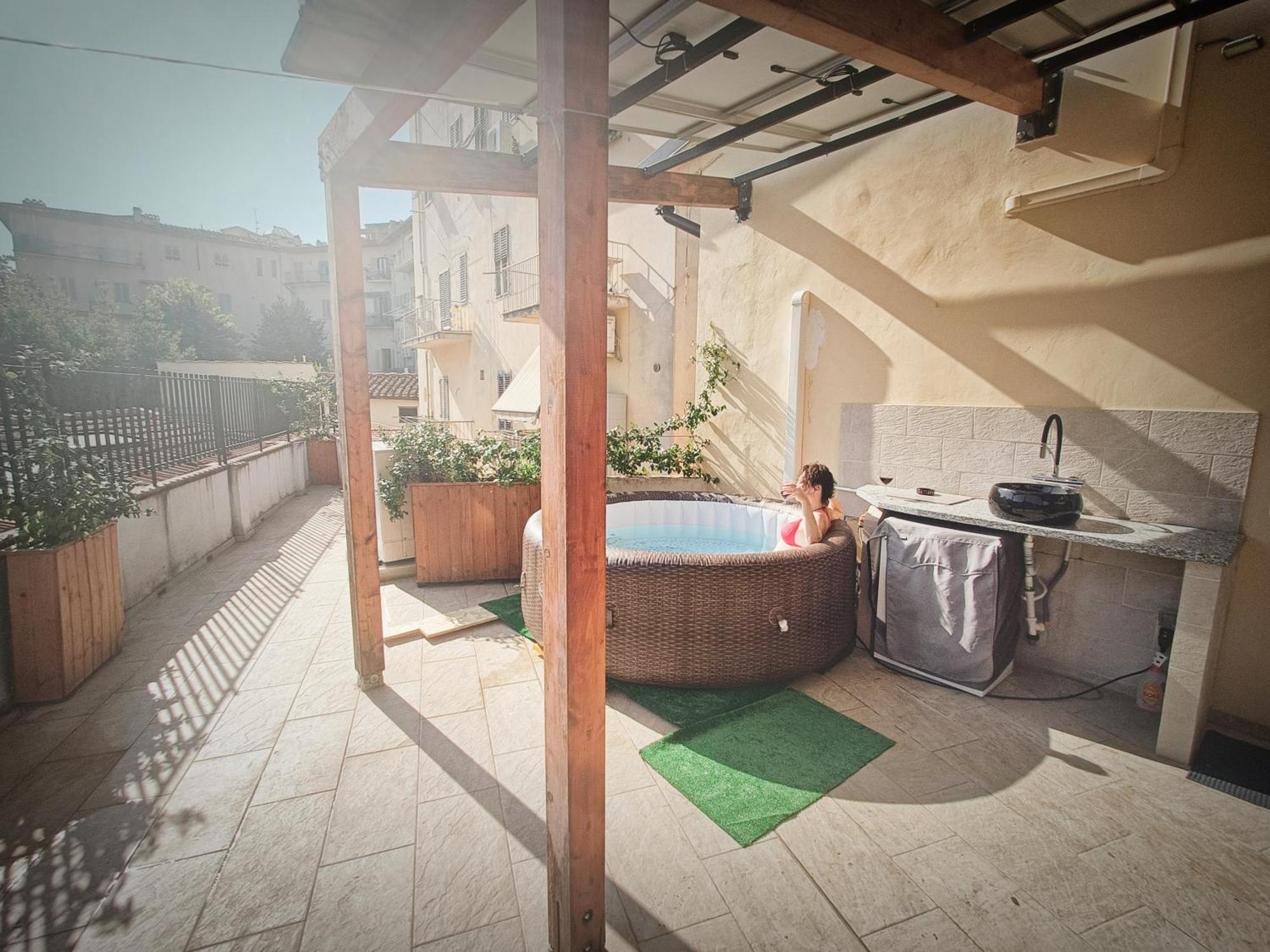 Tuscan Sun Apartment