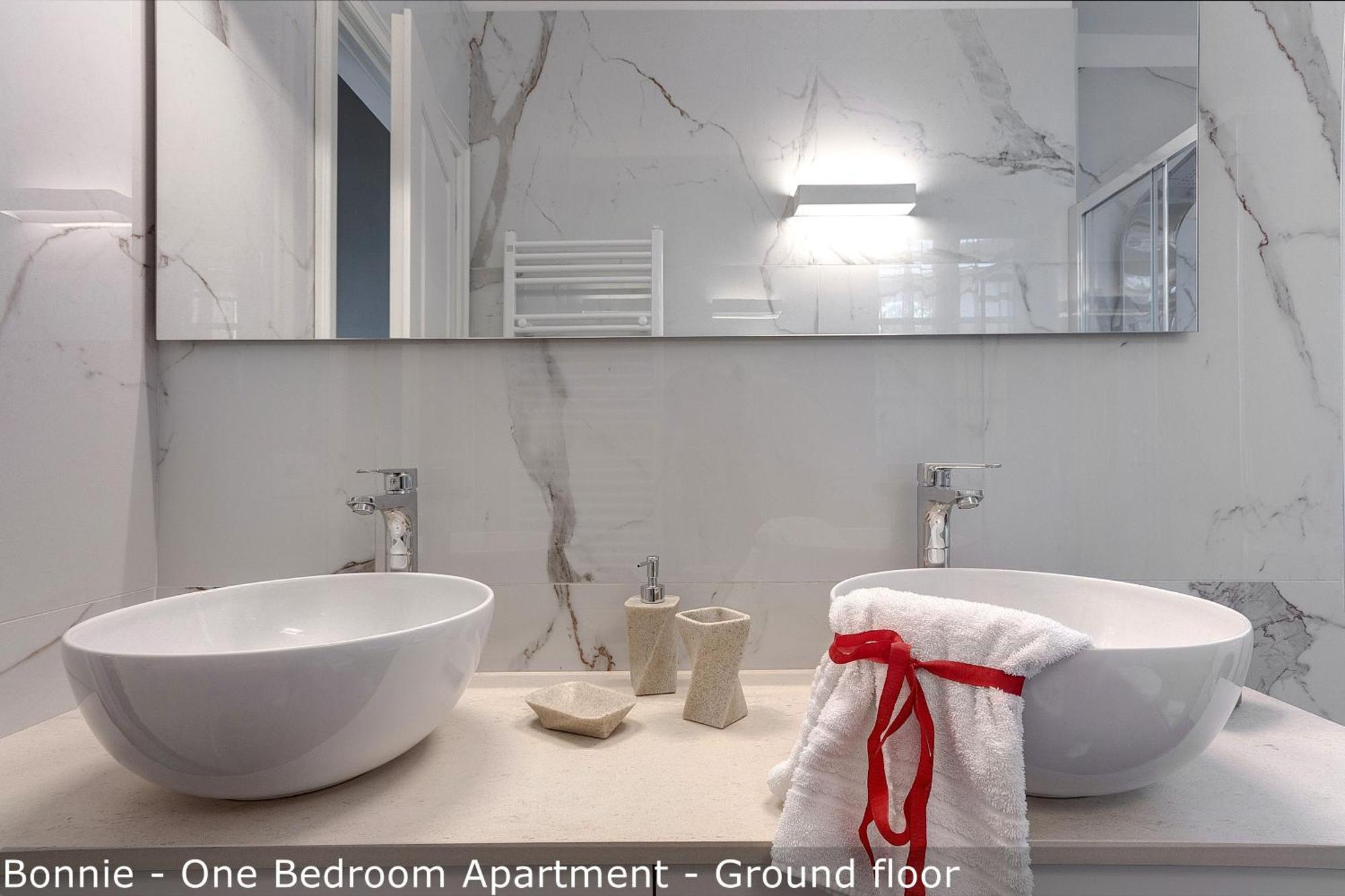 Apartment Bonnie - Clyde - Marvin By Mamo Florence