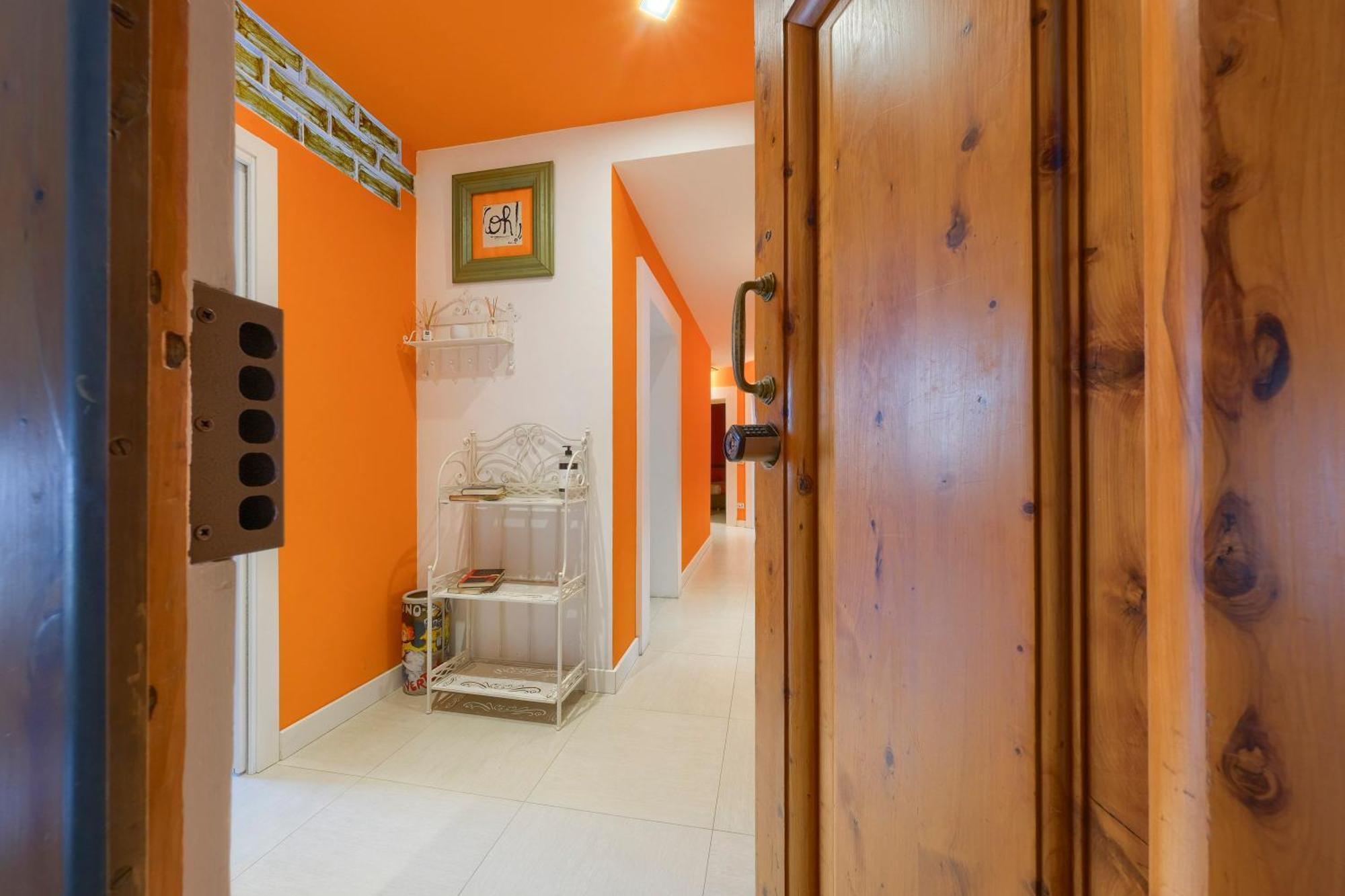 Con 2 Bagni, Ac E Wifi A Due Passi Dalla Stazione E Dal Centro Storico Apartment