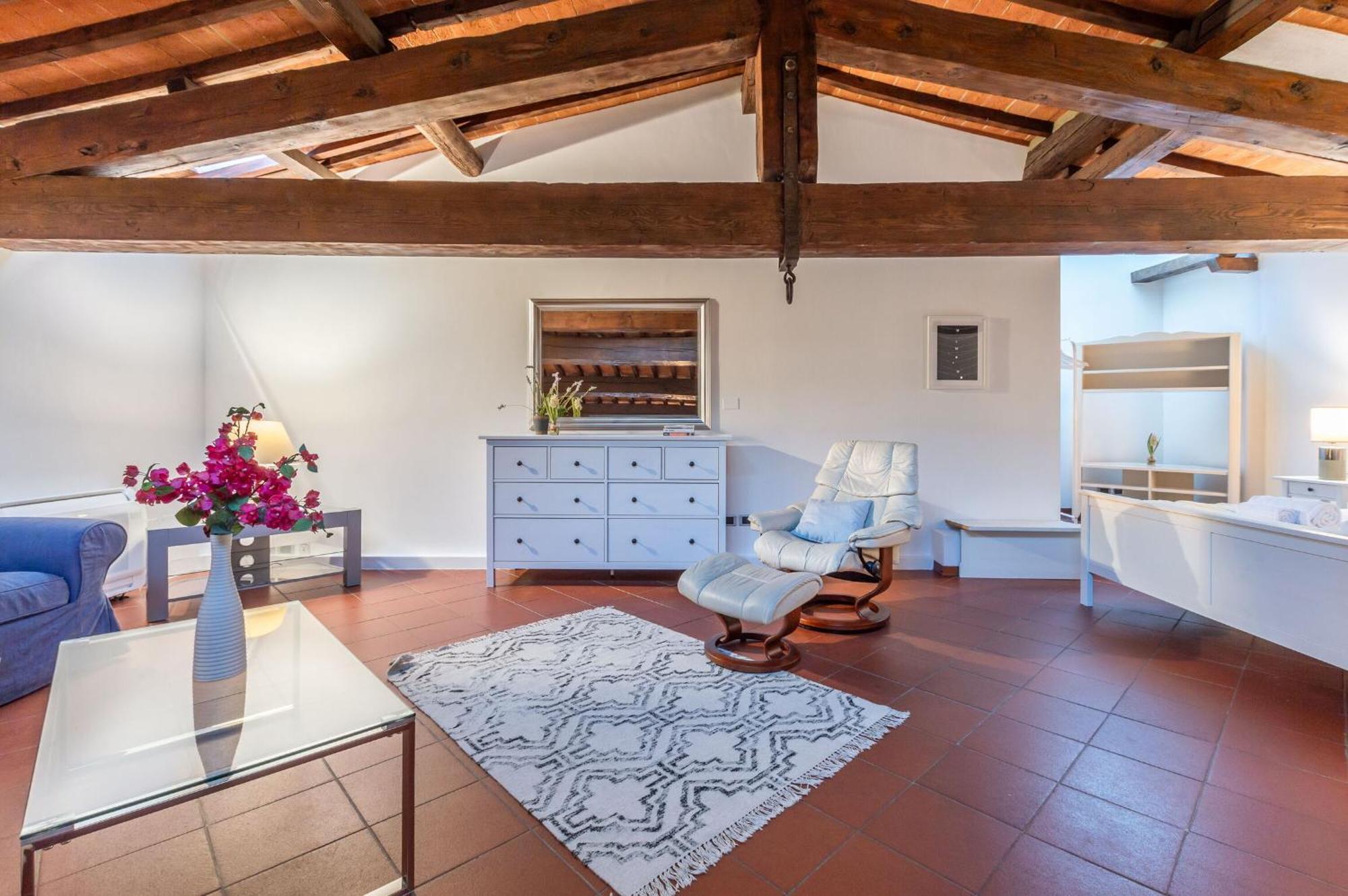 Rondinelli Escape Apartment