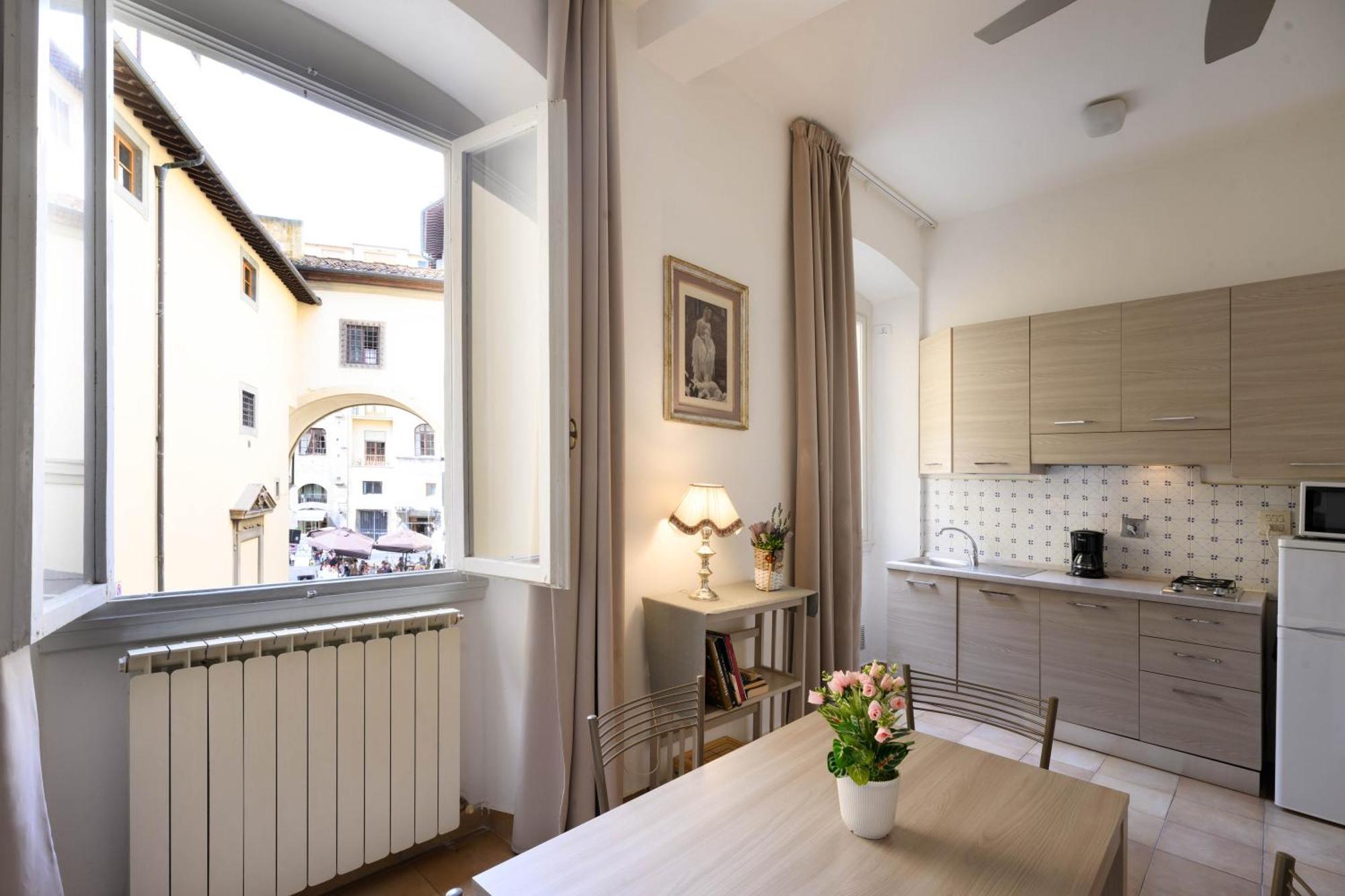 Pitti Sweet Apartment *