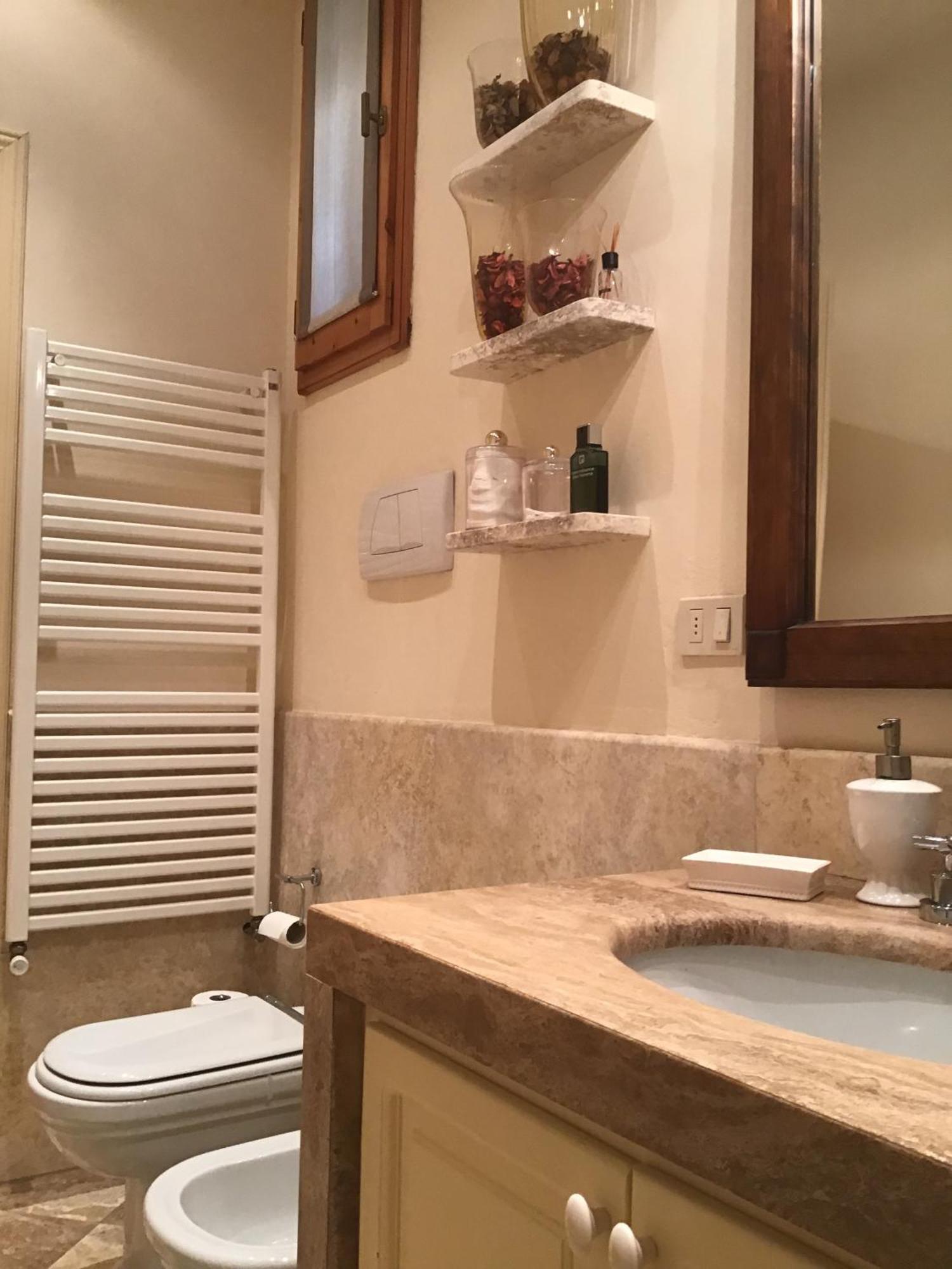 Casa Allegri, Nel Cuore Di Apartment