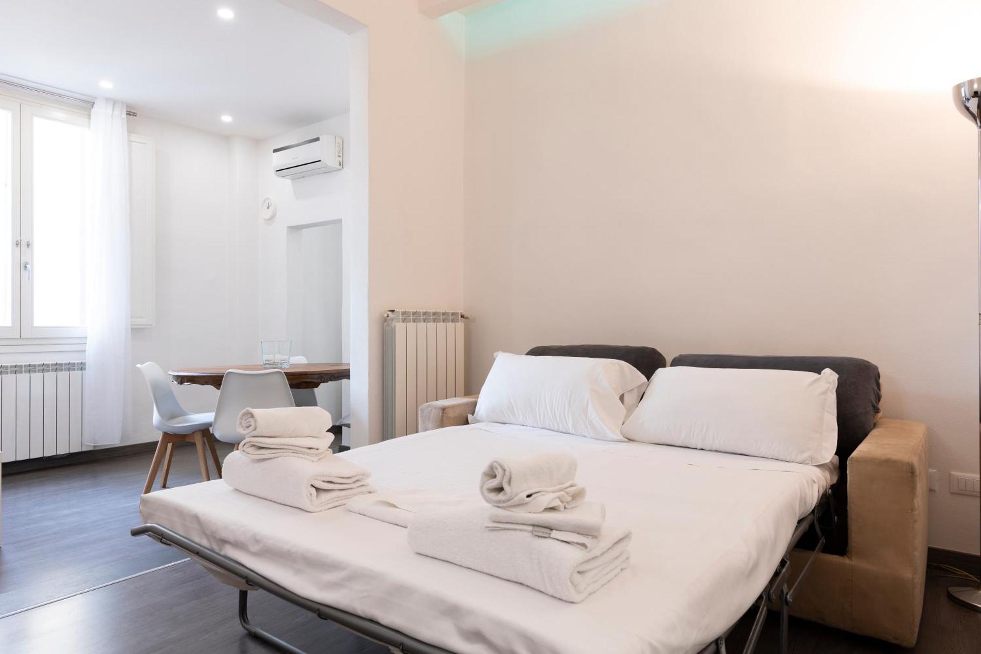 Apartment Santo Spirito Living Florence