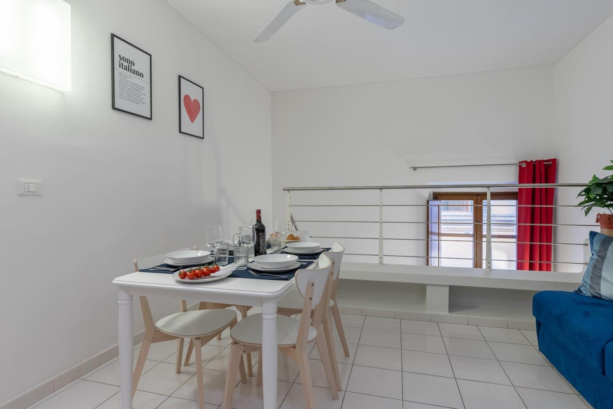Charming Loft Near The Duomo Cathedral Apartment Florence