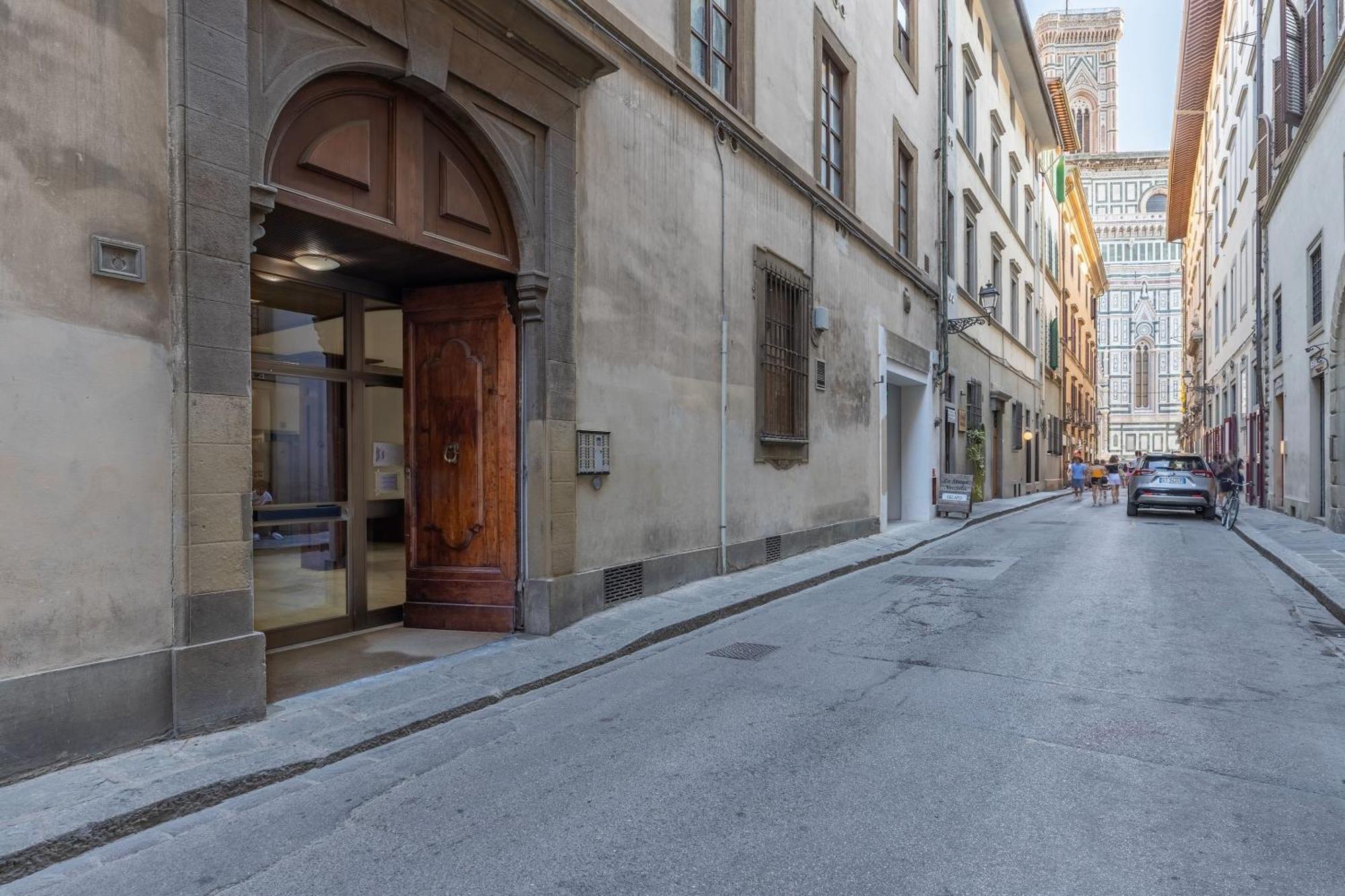 Charming Loft Near The Duomo Cathedral