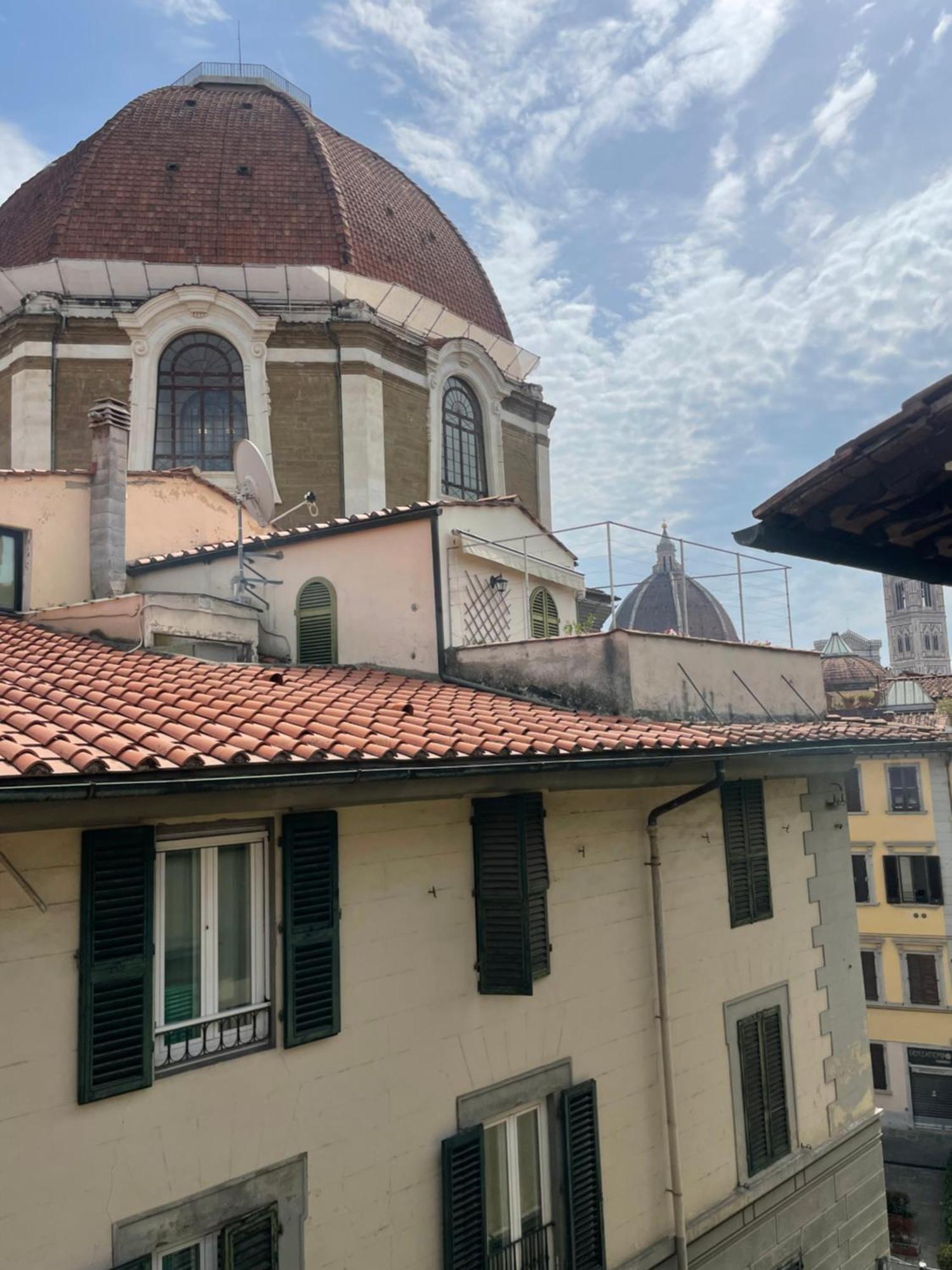 Cozy Studio Medici Florence