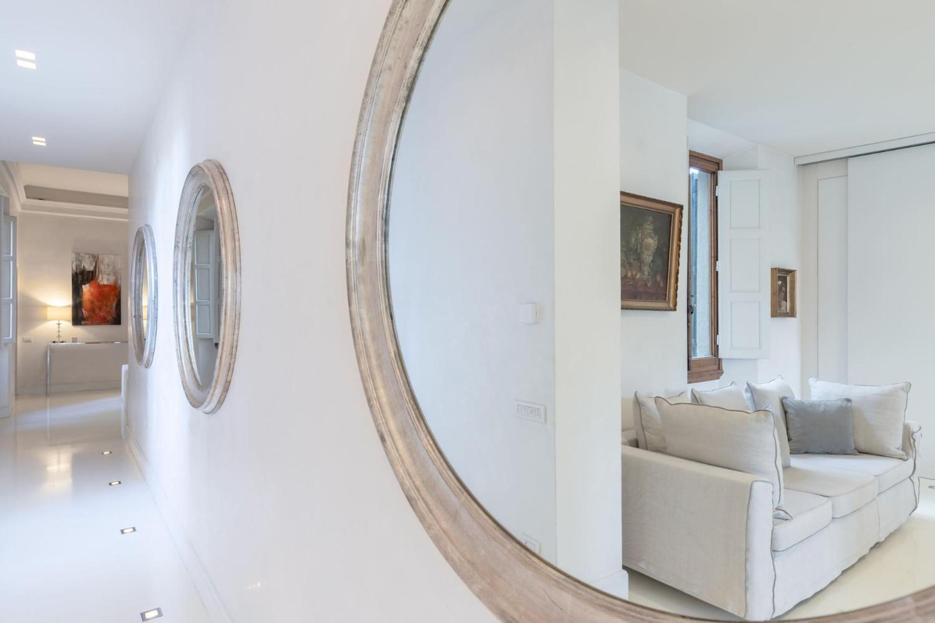 Luxury With Big Terrace In Aparthotel