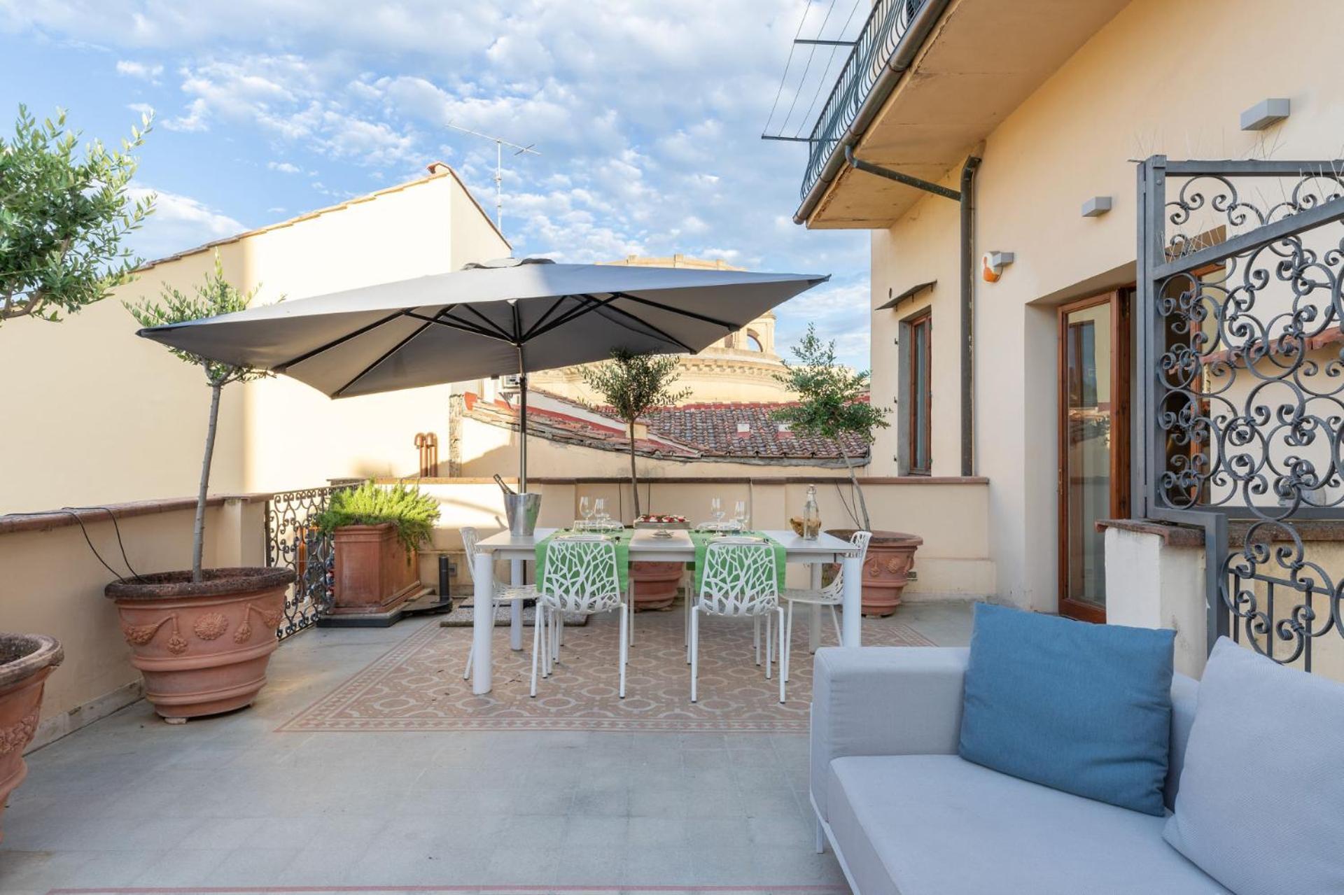 Luxury With Big Terrace In * Florence