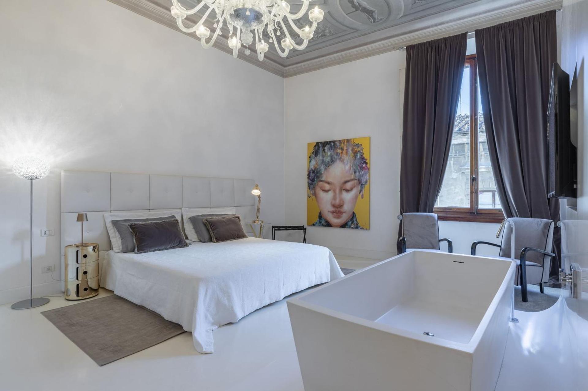 Luxury With Big Terrace In *