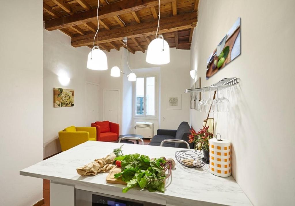 Sant'ambrogio Studio * Florence