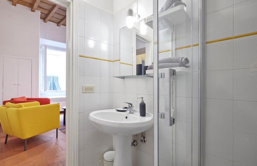Apartment Sant'ambrogio Studio *