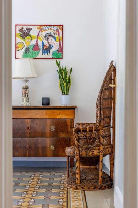 Academia Of Davide Spacious Apartment *